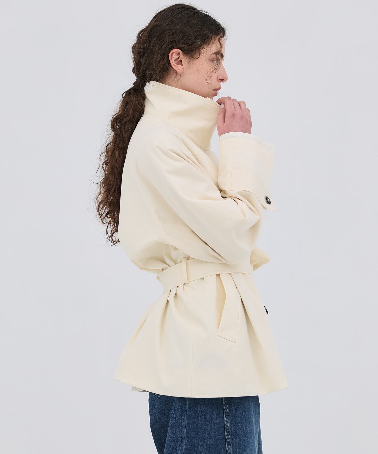 ファンネルネックショートトレンチコート