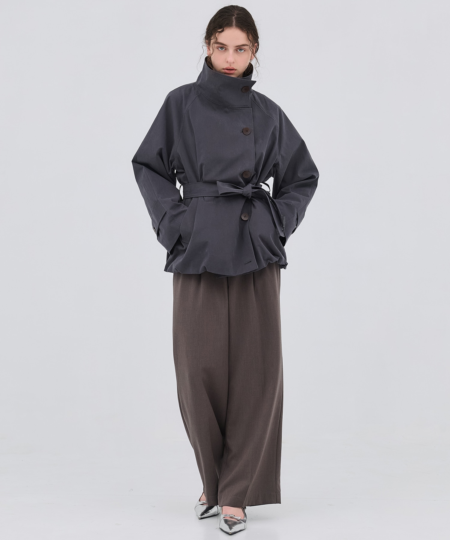 ファンネルネックショートトレンチコート
