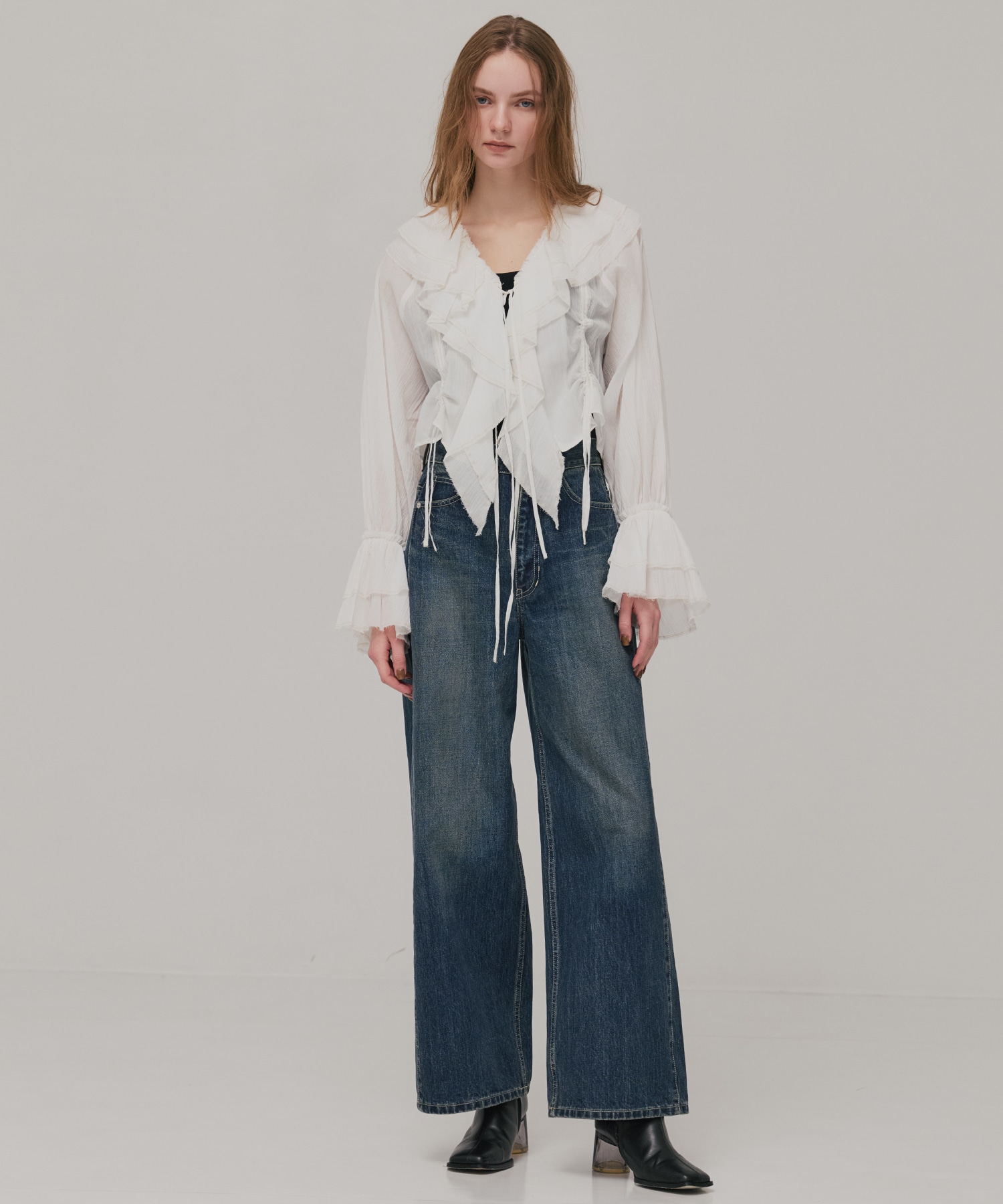 ラッフルカラーギャザーブラウス