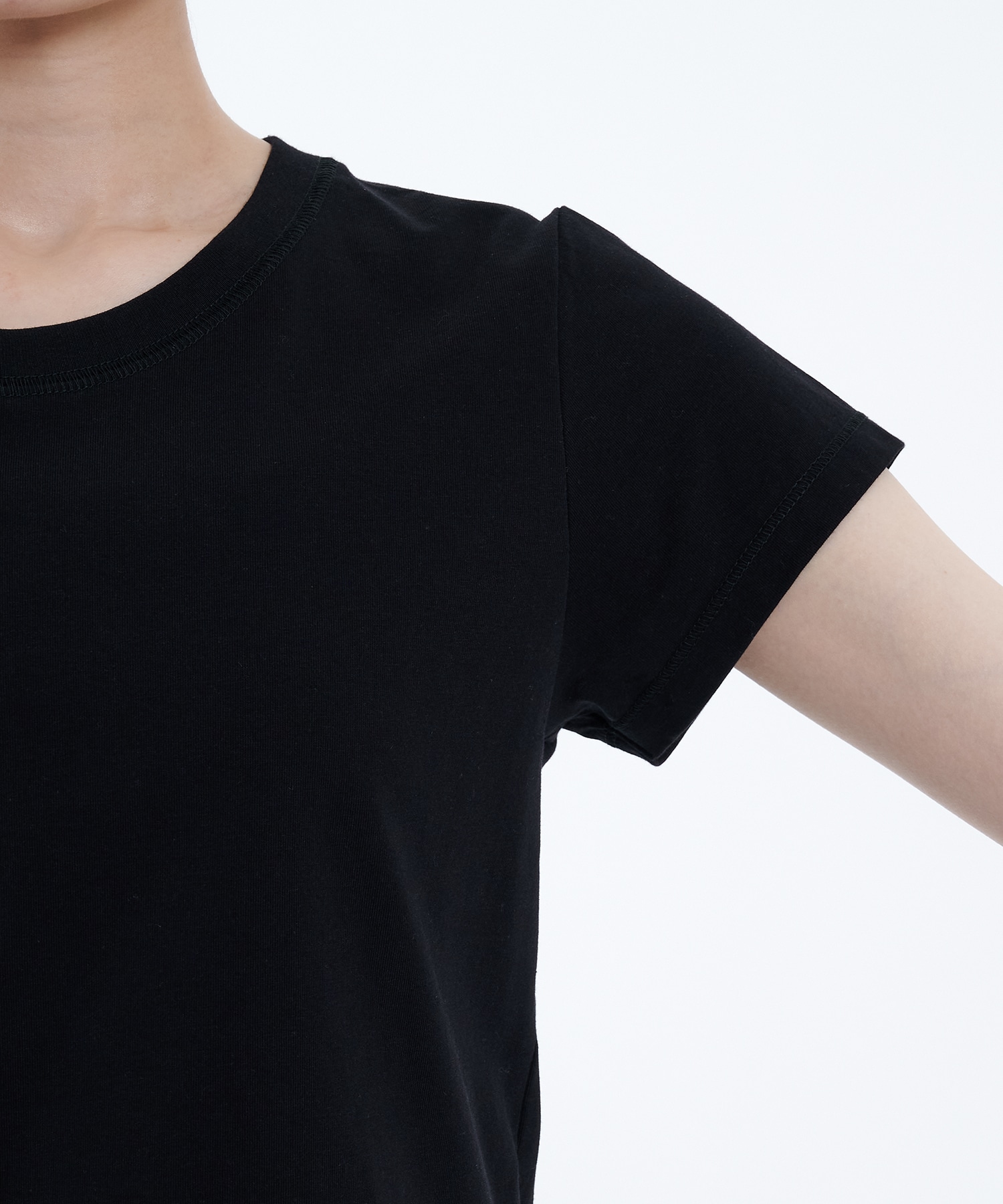 極 TEE BASIC