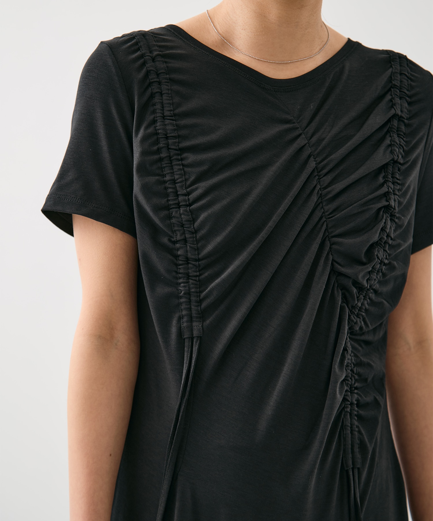 ギャザードレープカットソーワンピ