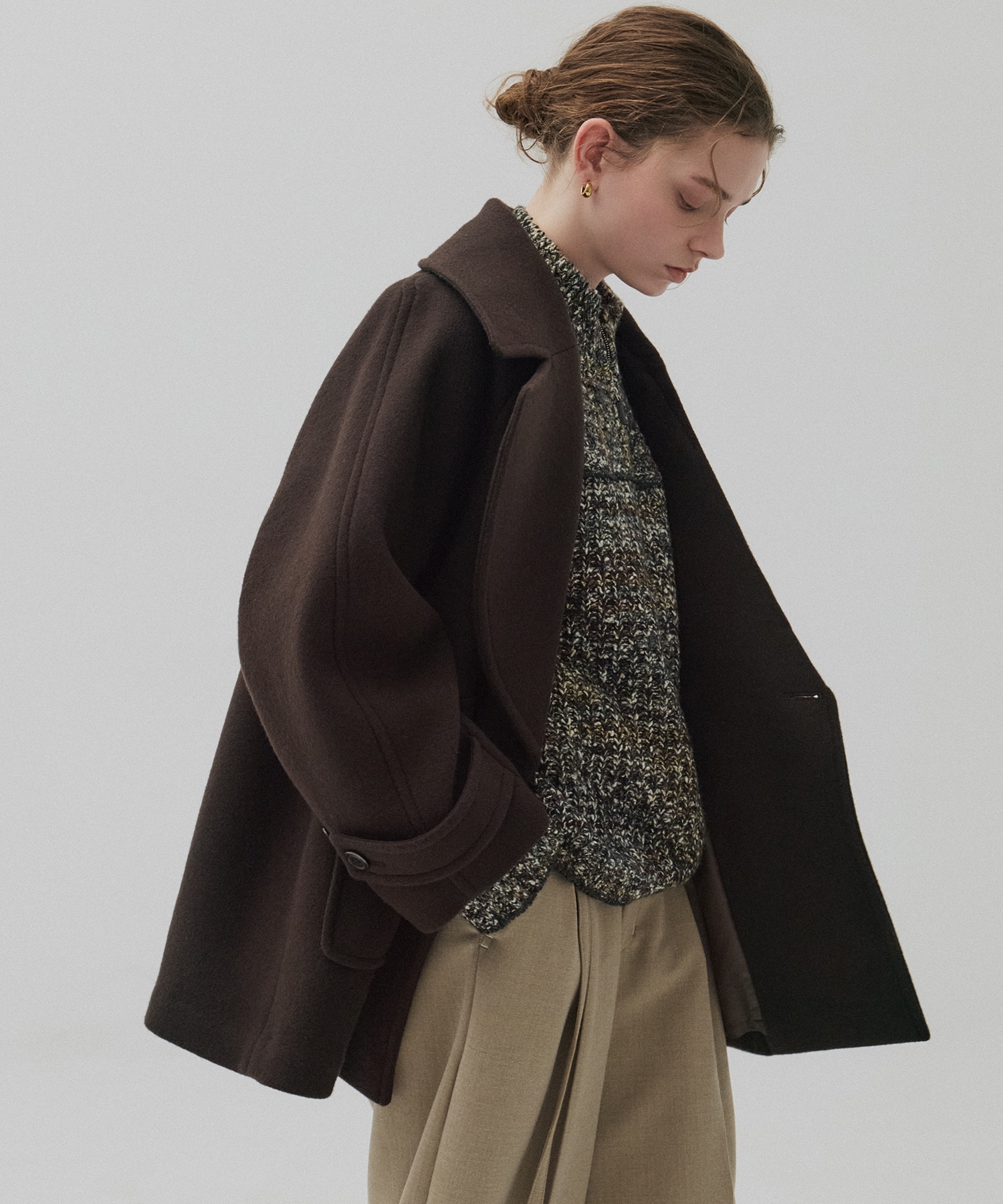 ワイドラペルコート