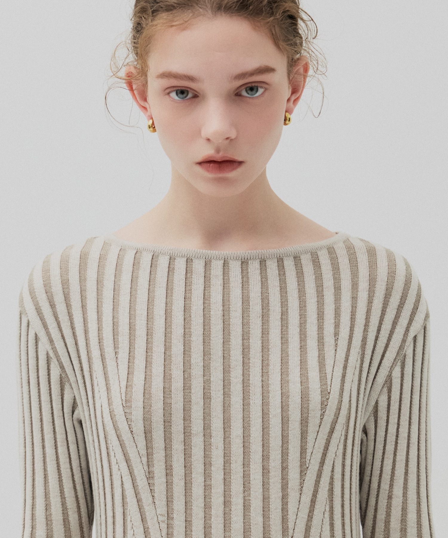 〈残りわずか〉フレアリブニットワンピース