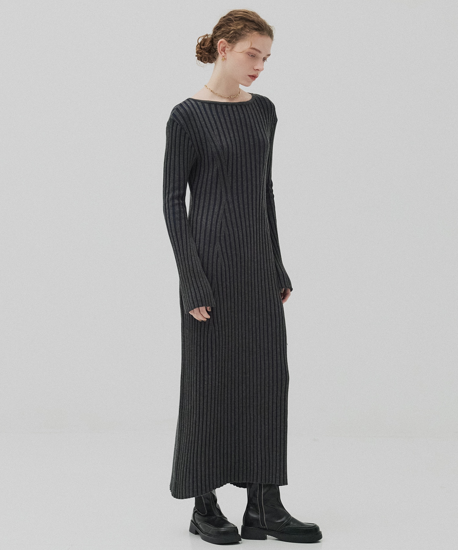 フレアリブニットワンピース