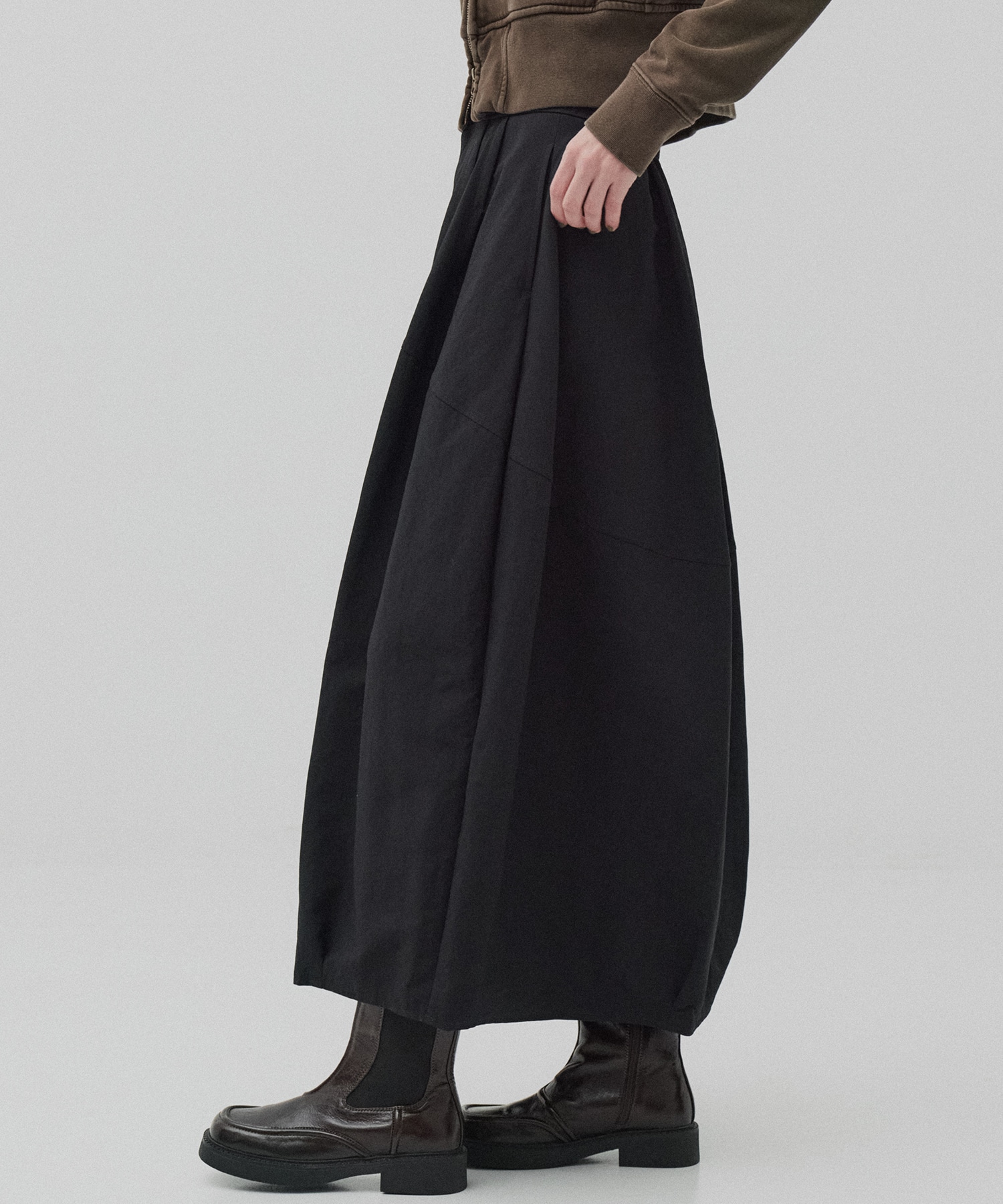 スカルプトカーブスカート