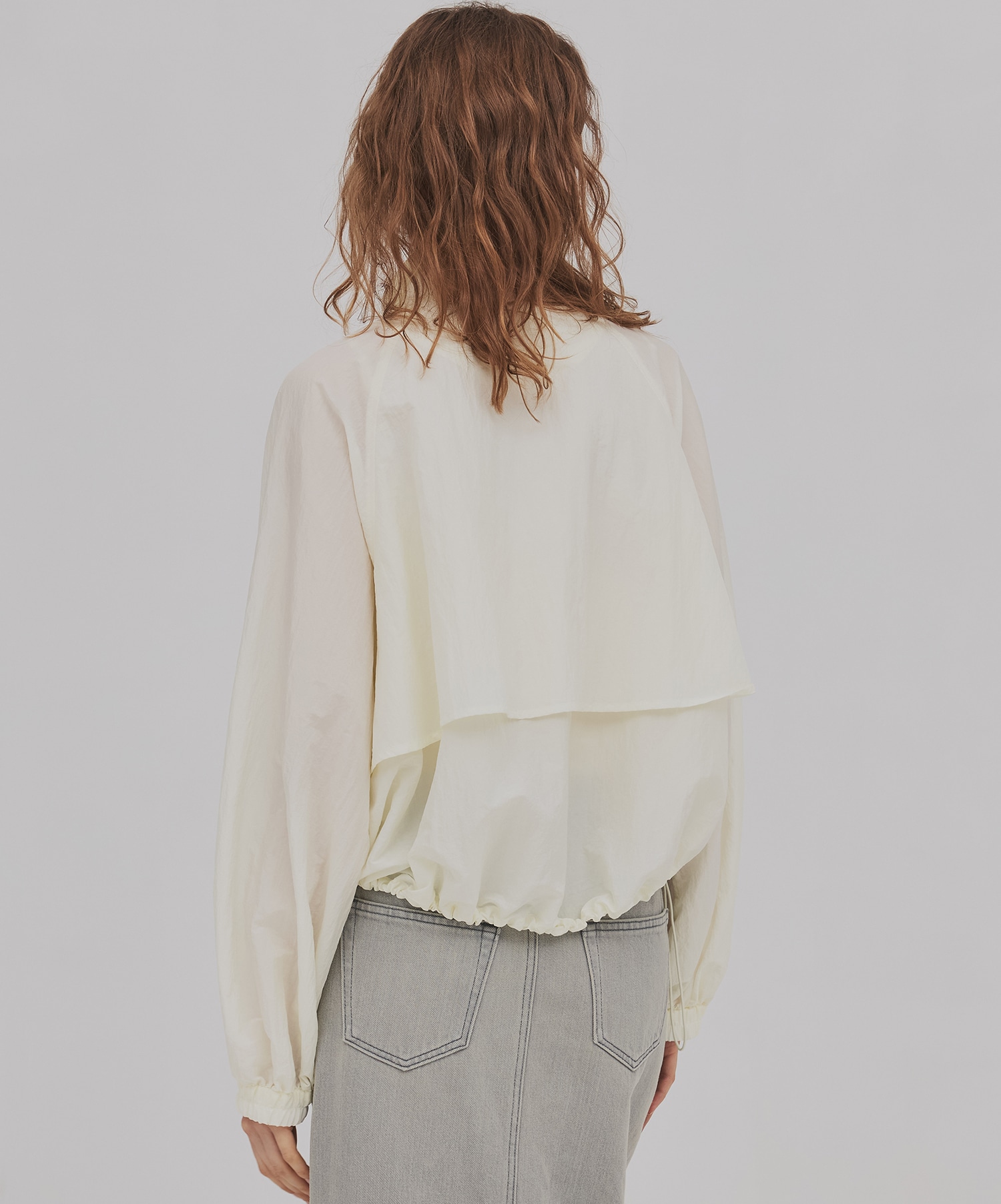 エアロンスタンドシェルジャケット