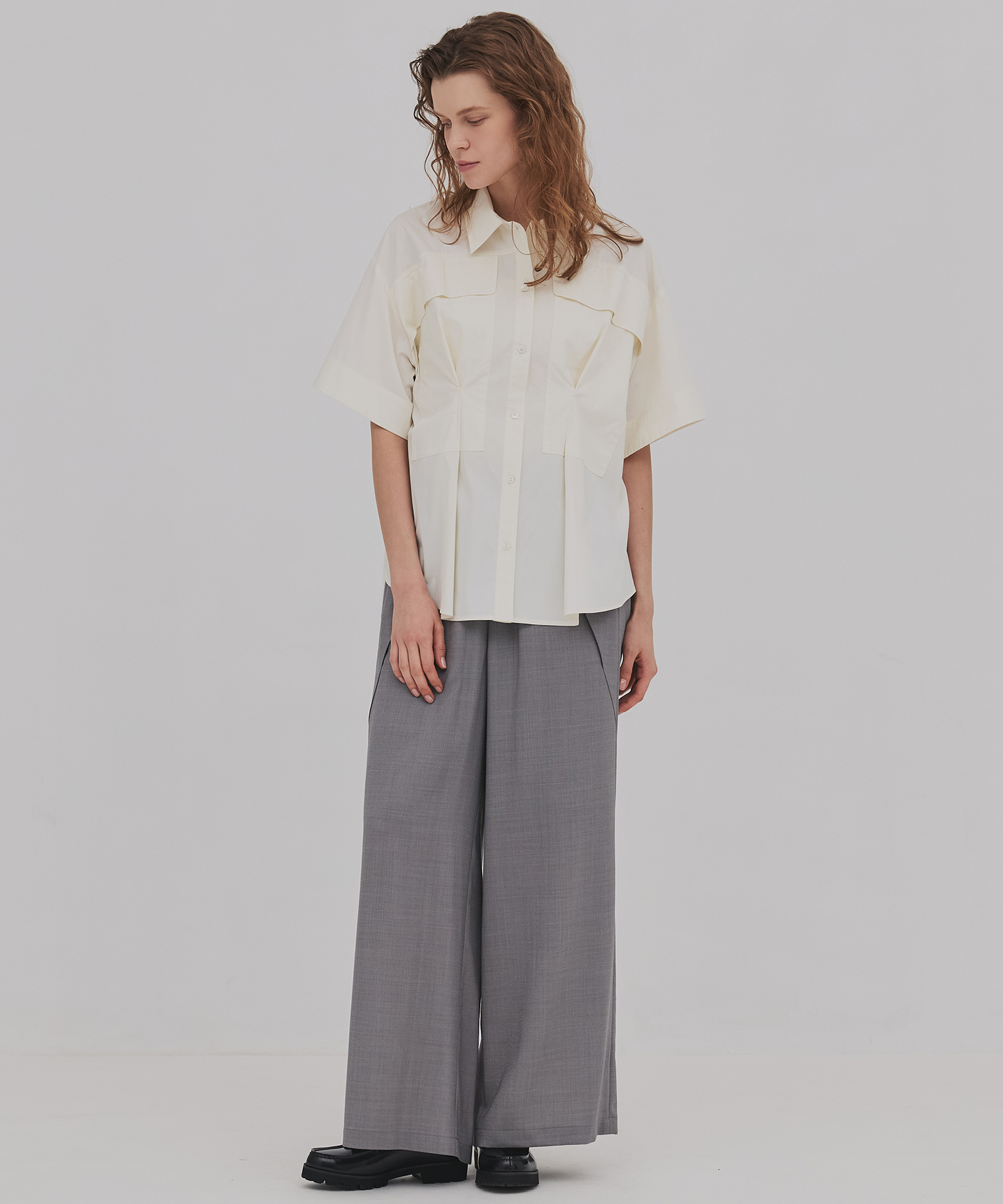 フラップタックハーフスリーブシャツ