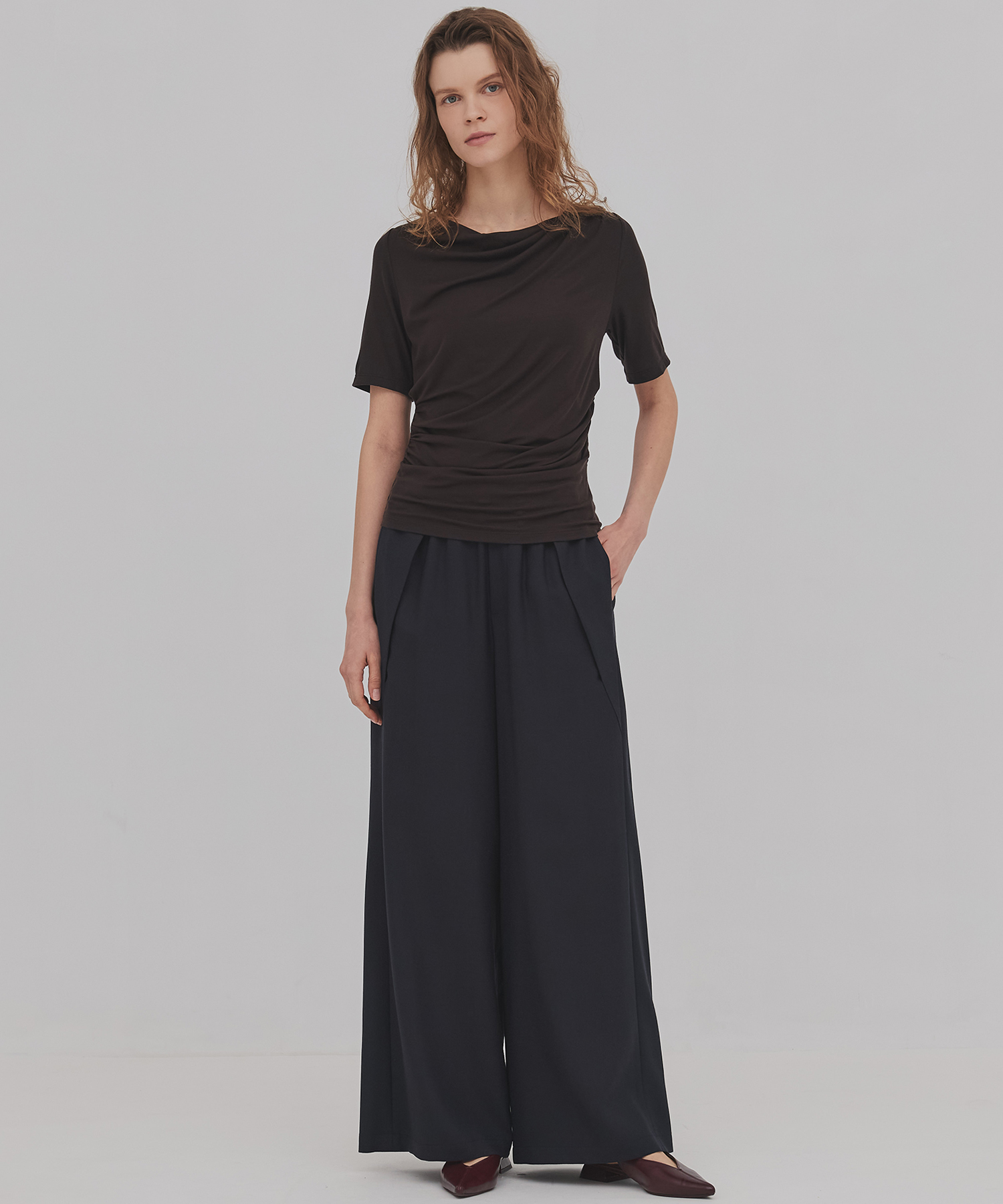 ドレープハープスリーブトップ