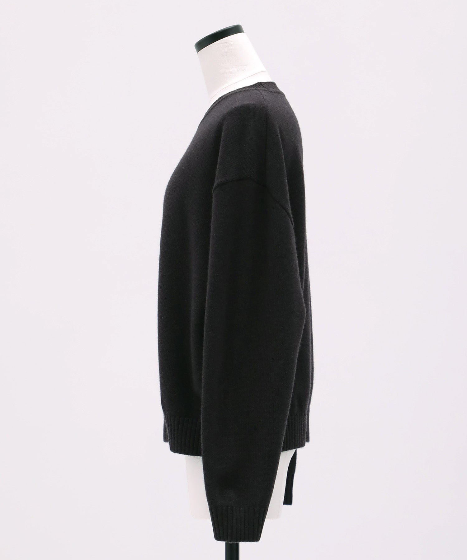 【WEB先行発売】エアウールクルーネックニット