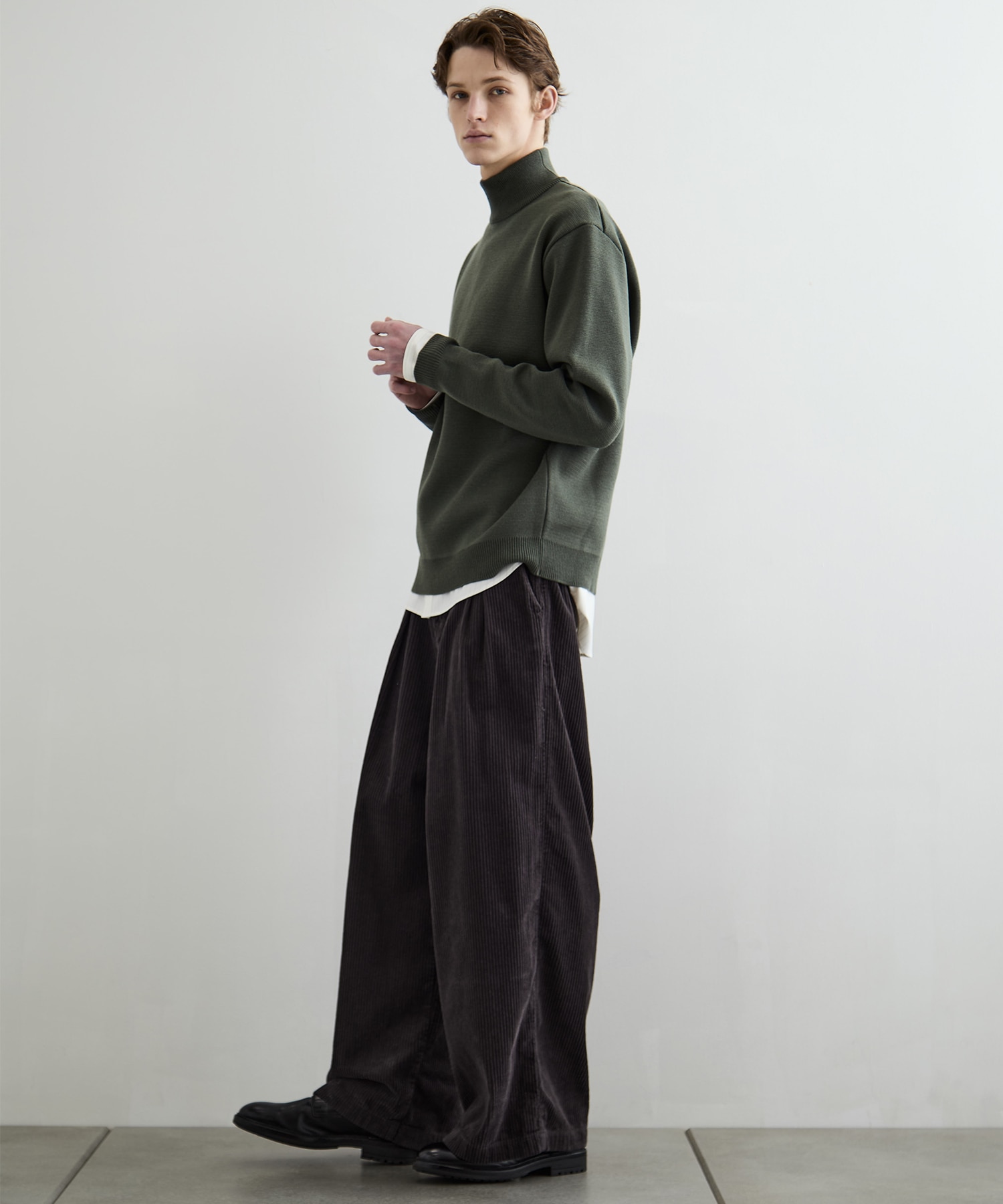 バウンドウールミラノリブハイネック