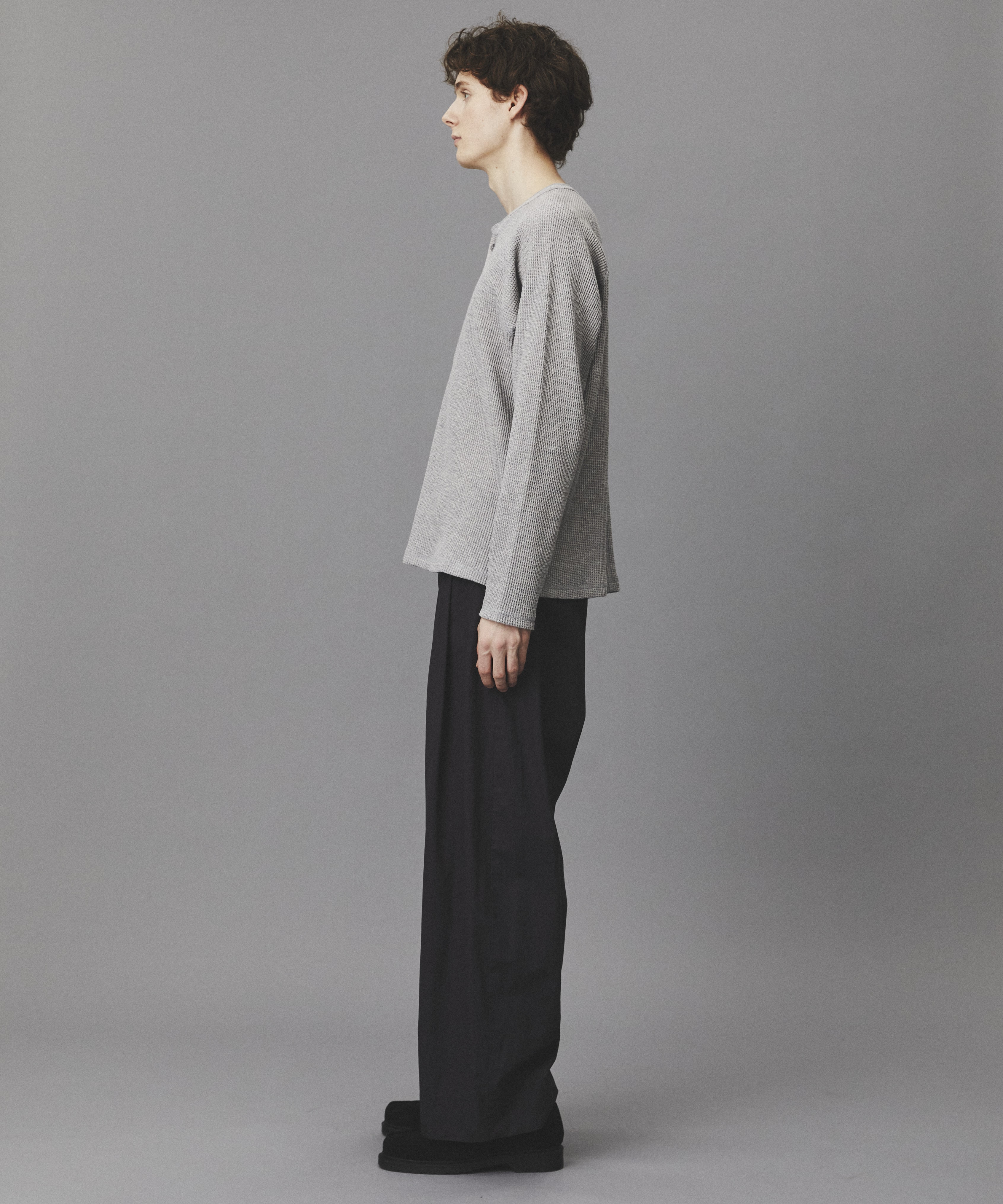 サーマルヘンリーネックTEE