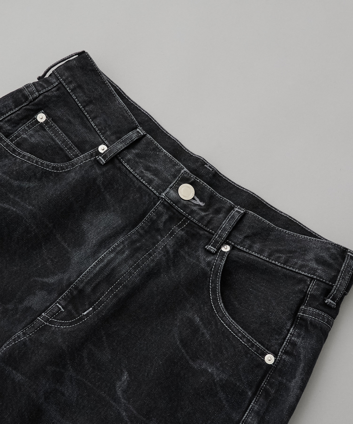 PUBLIC DENIM ART SEA