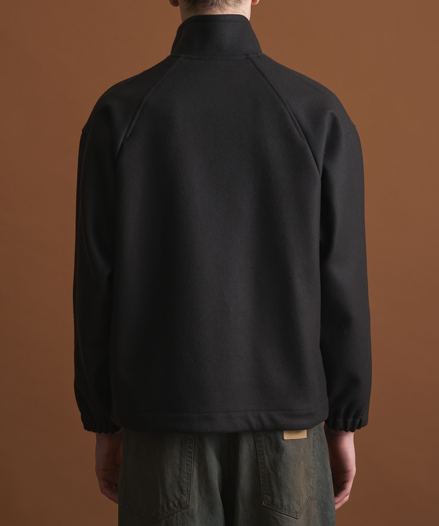 Super140sメルトンスタンドジップBL