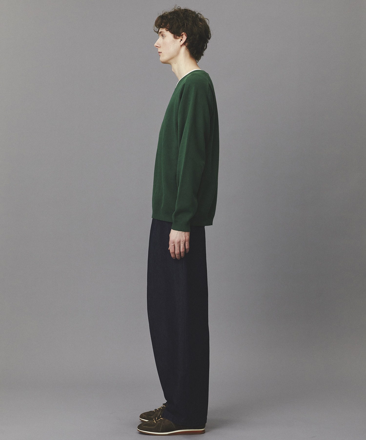 シルクブレンドVネックニット