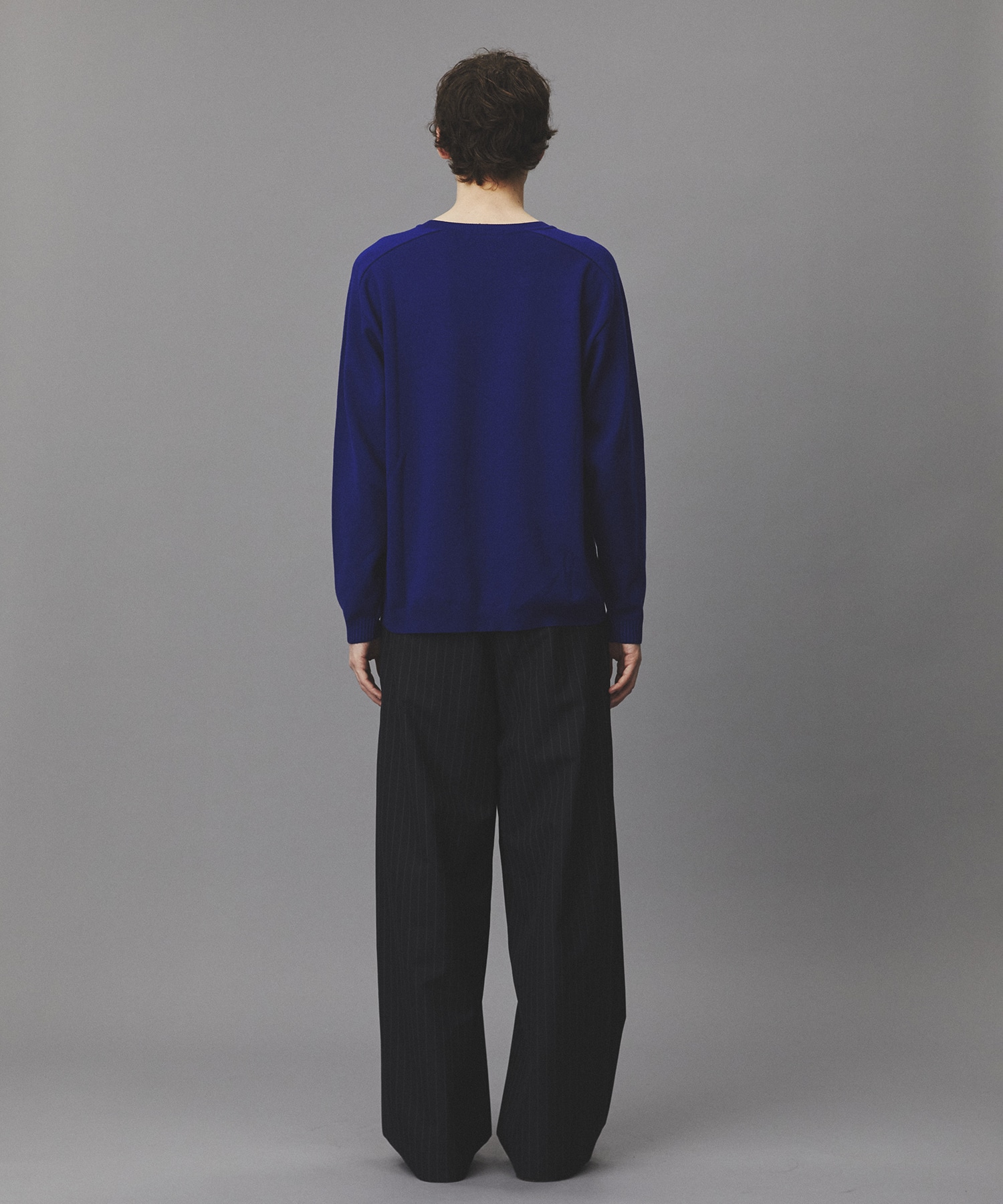 シルクブレンドVネックニット