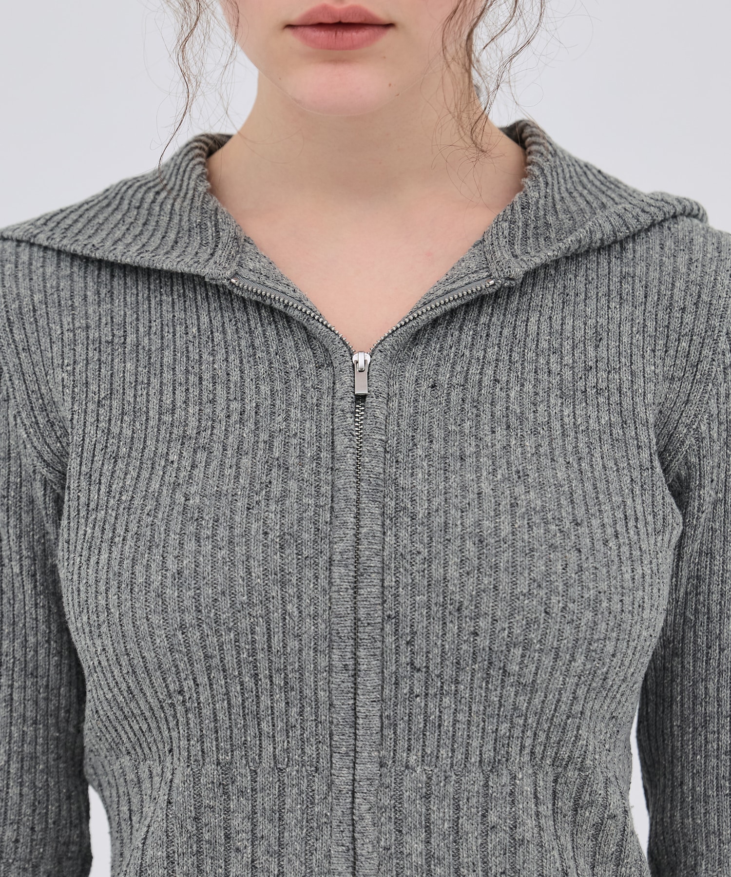 リブニットジップフーディ