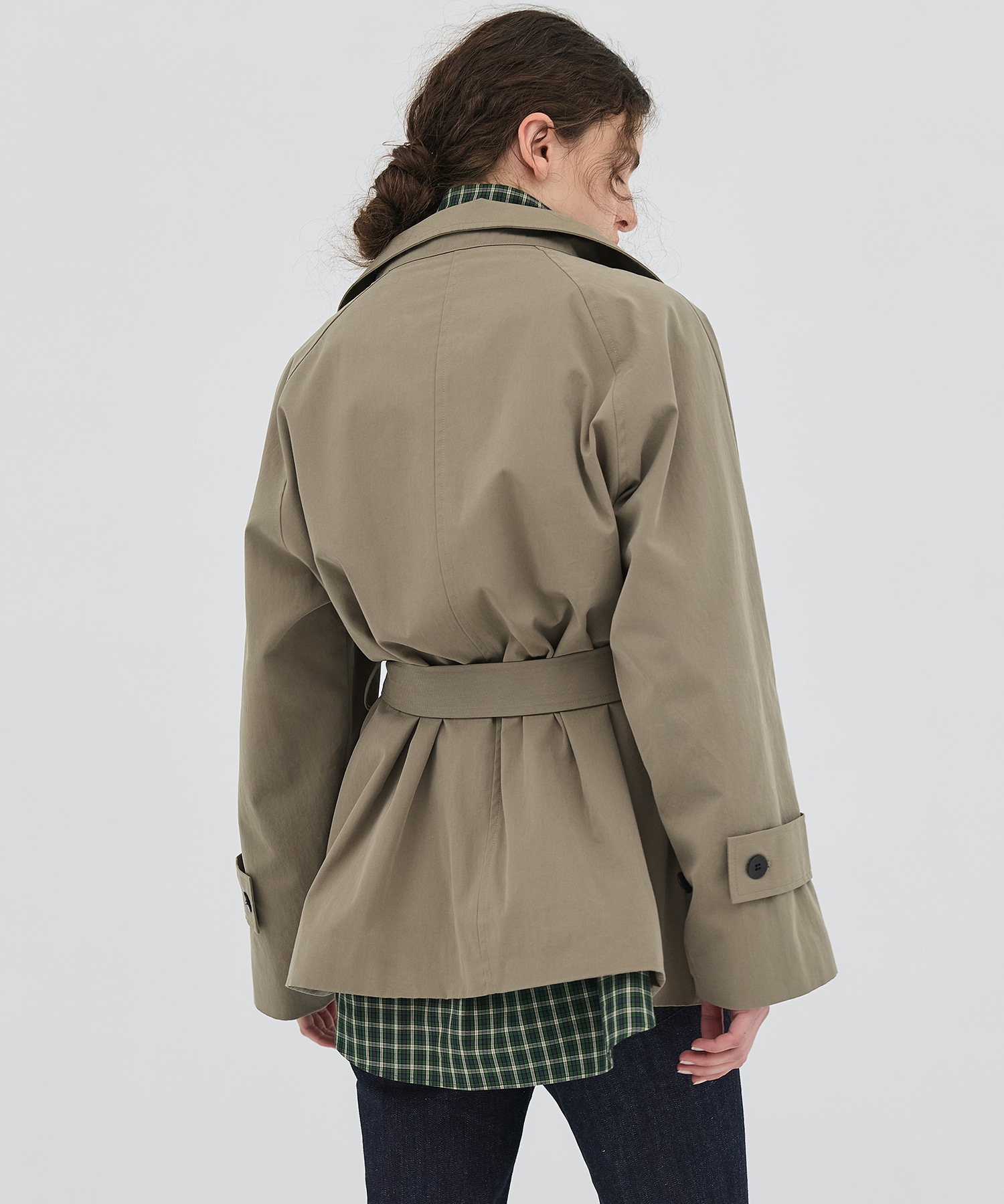 ファンネルネックショートトレンチコート