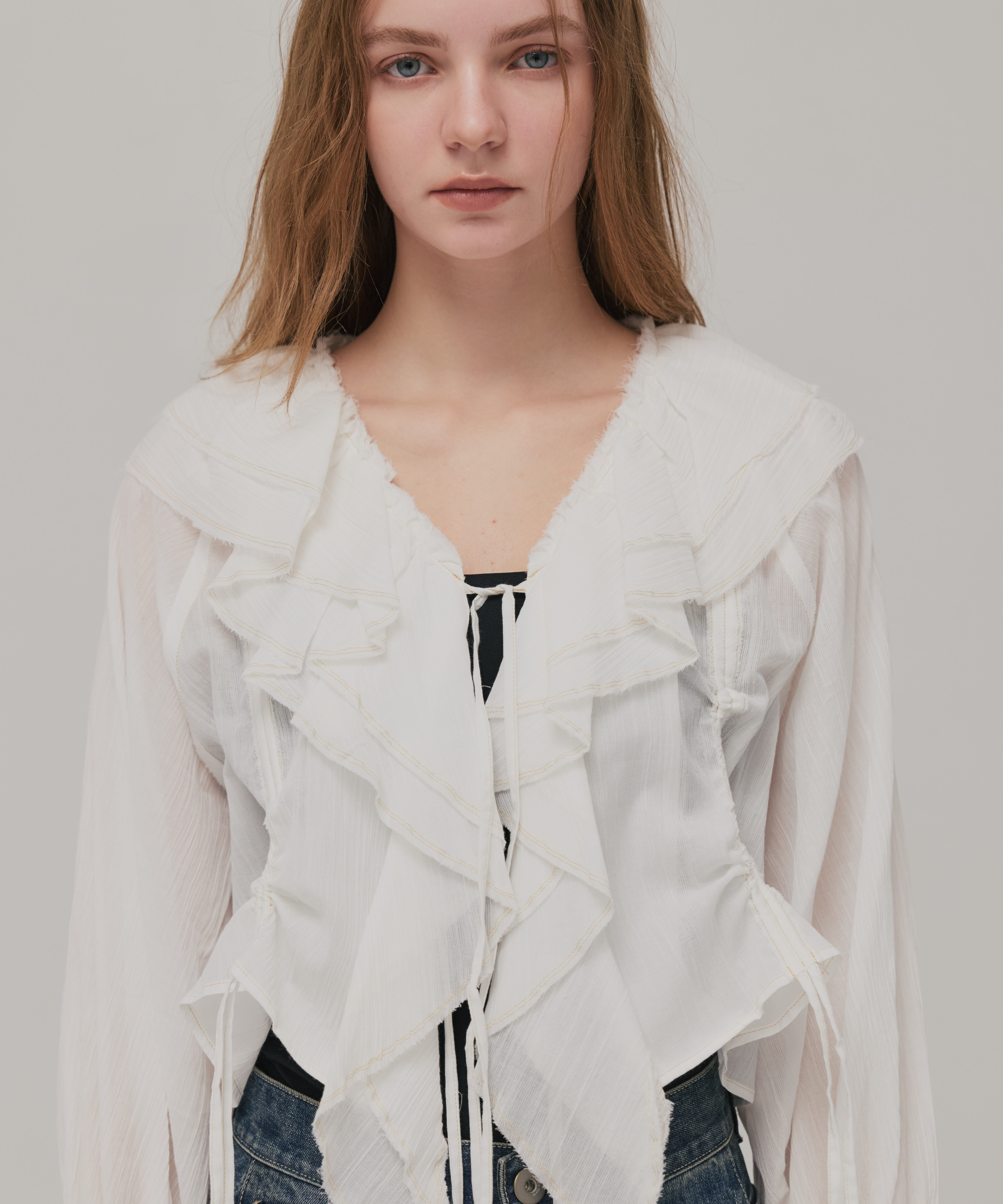 ラッフルカラーギャザーブラウス