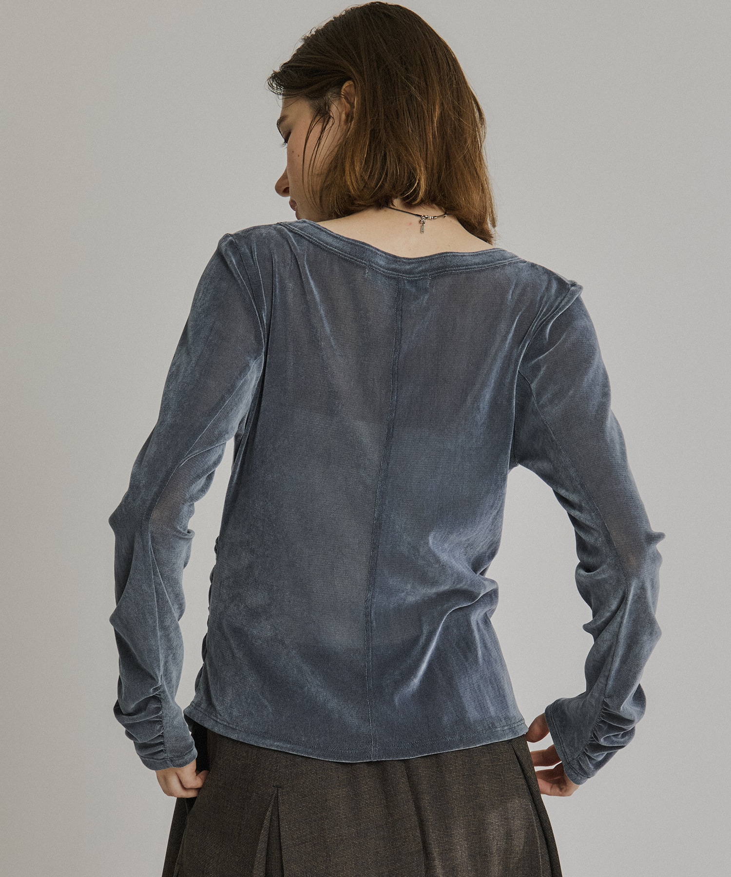 シャーリングベロアチュールスリットTOP
