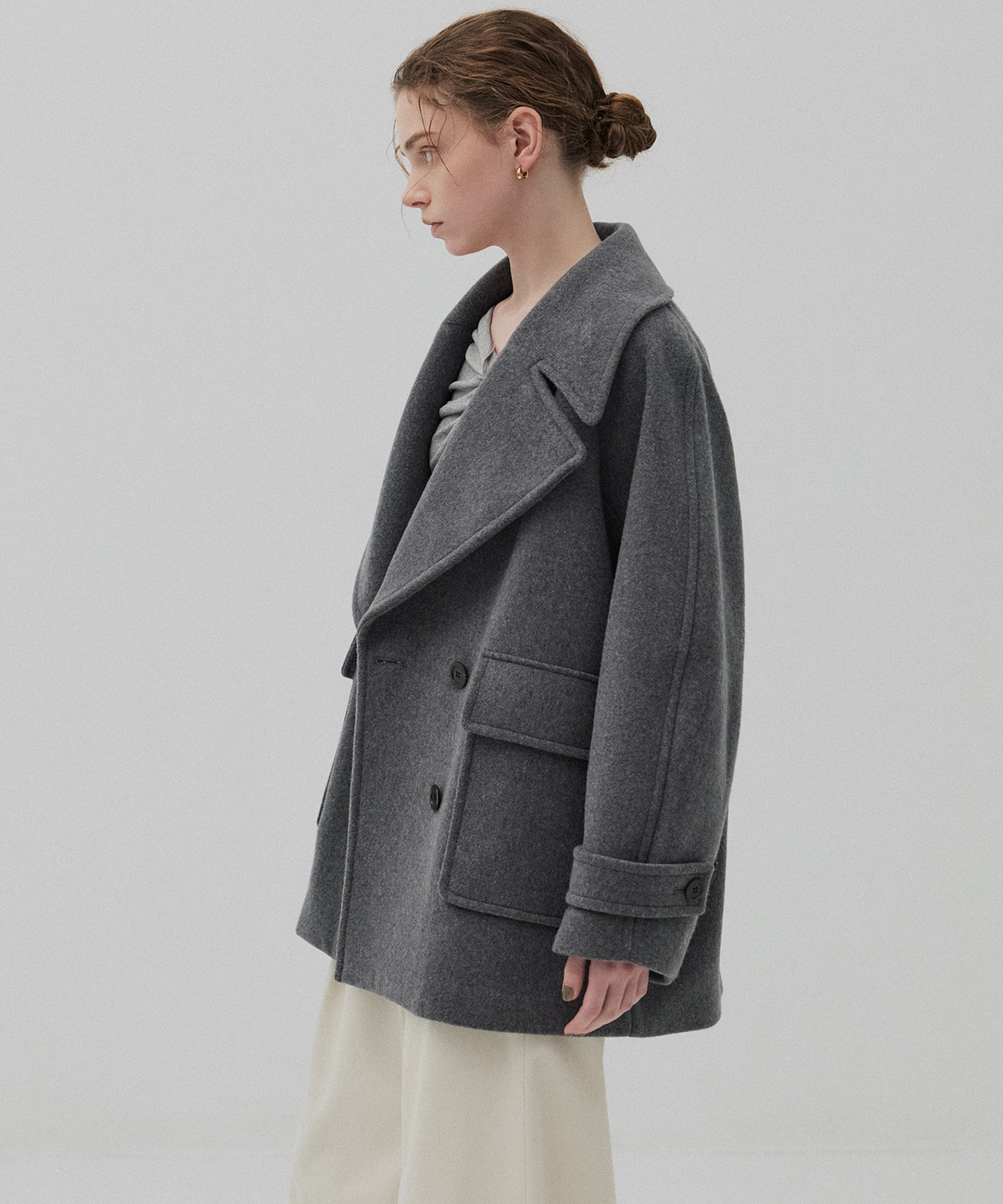 ワイドラペルコート