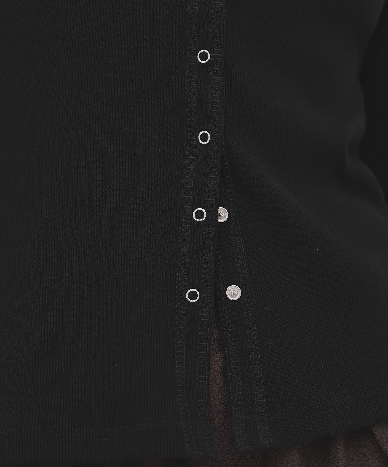 リングドットVネックトップス