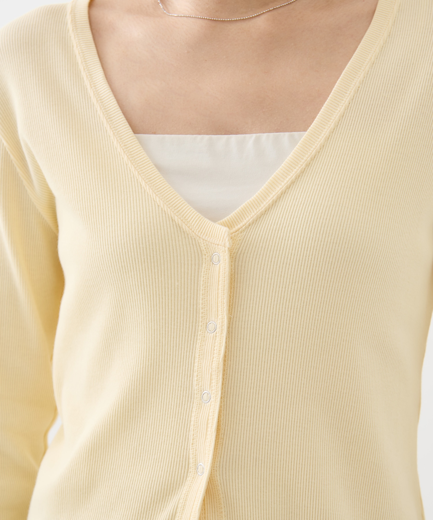 リングドットVネックトップス