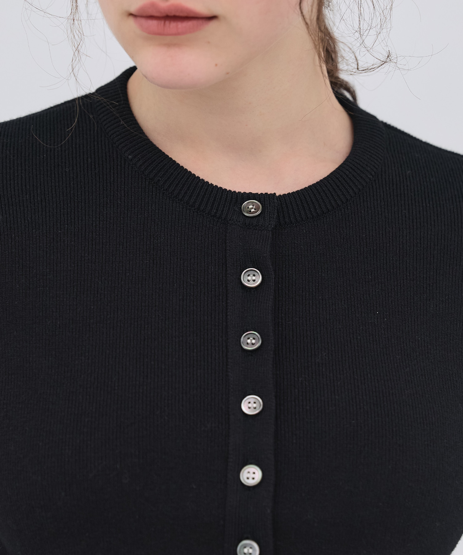 コットンシルククルーカーデ