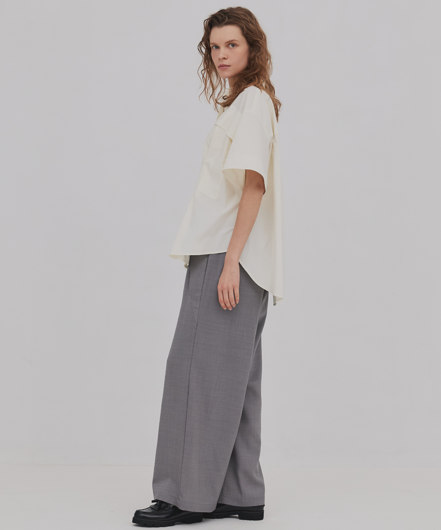 フラップタックハーフスリーブシャツ