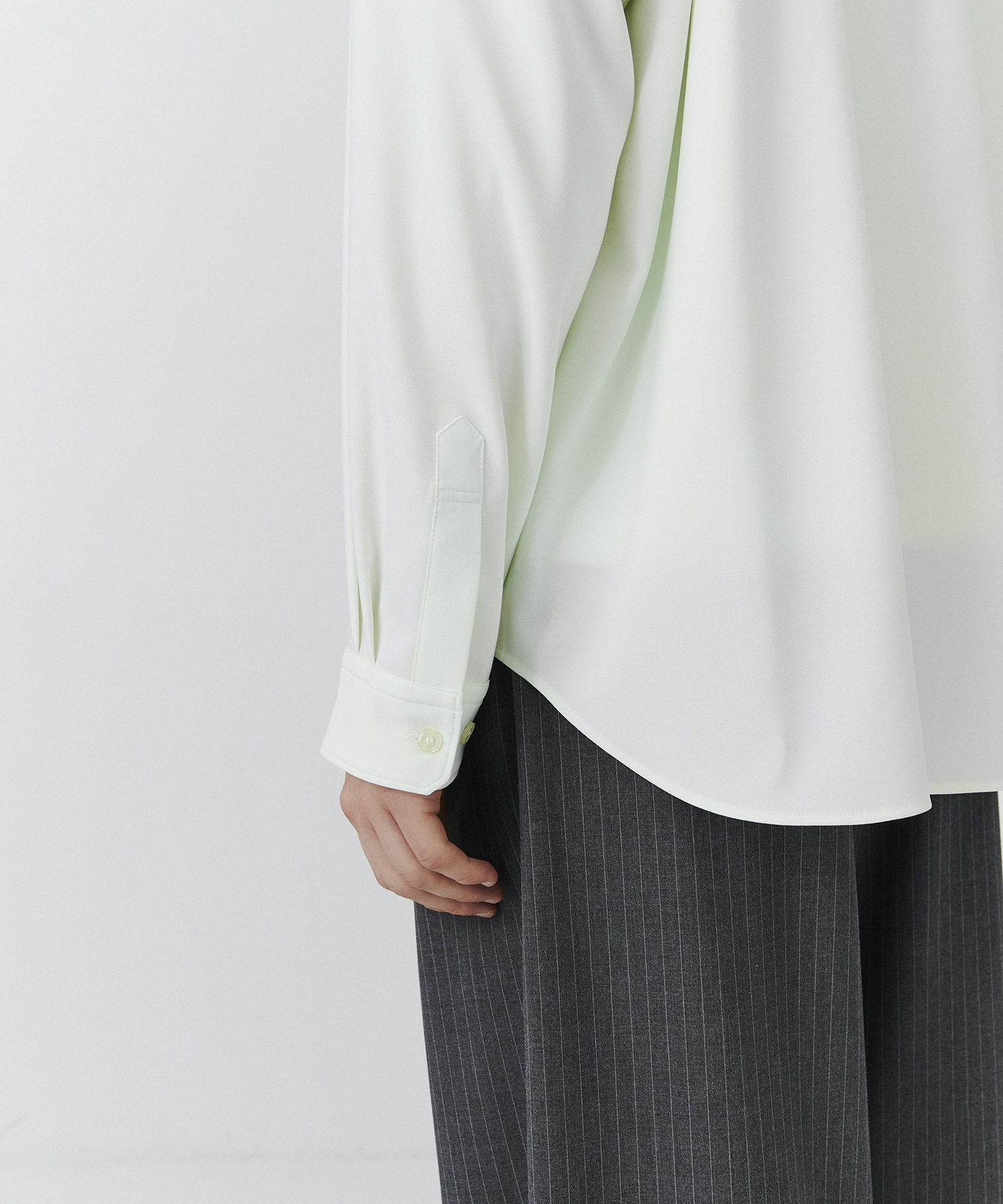 コンフォートリラックスレギュラーシャツ