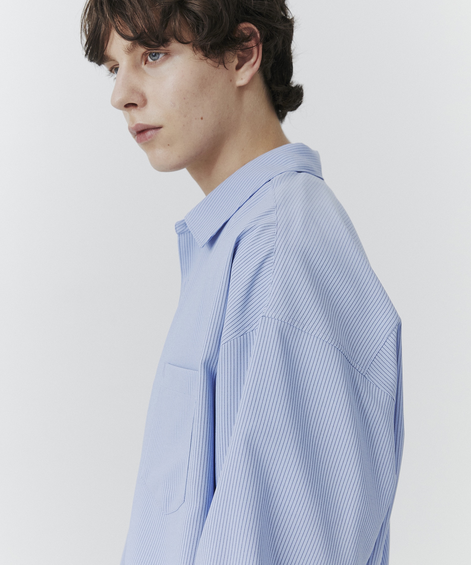 コンフォートリラックスレギュラーシャツ