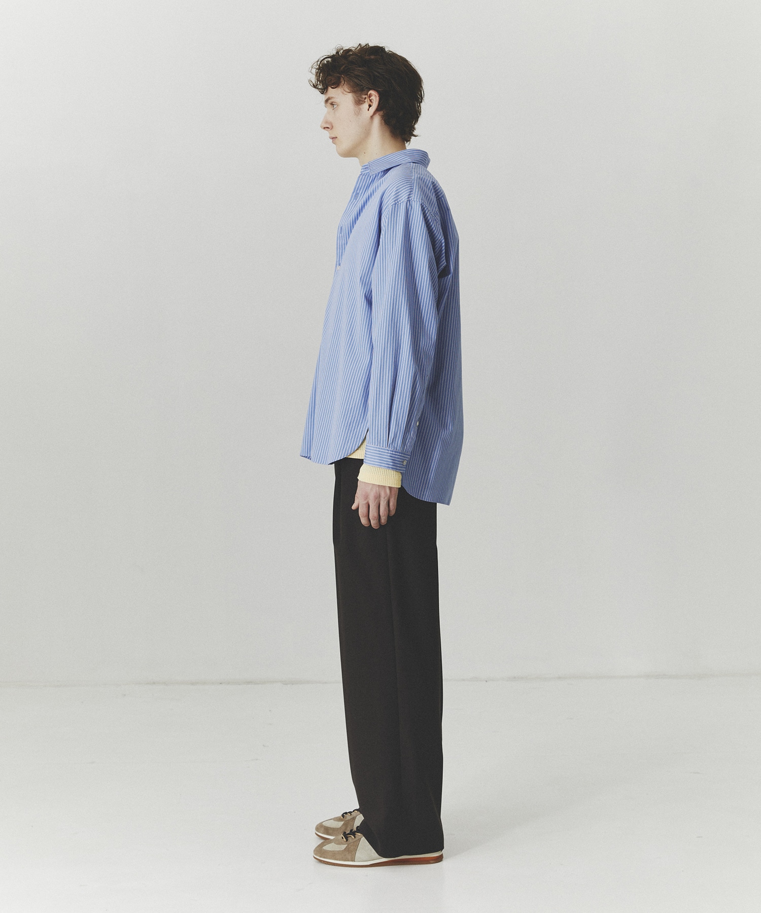 ナローベルテッドスラックス