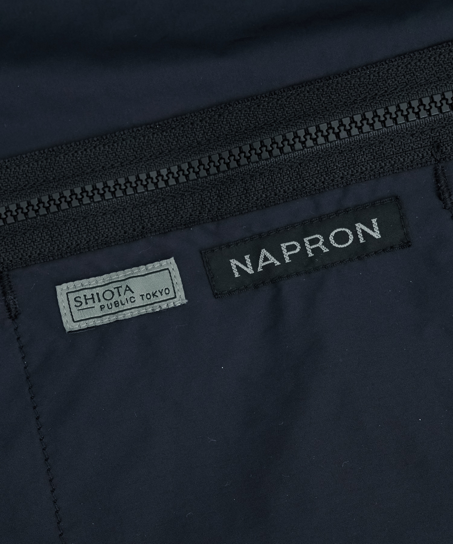 NAPRON/SHIOTA 折ショルダーL