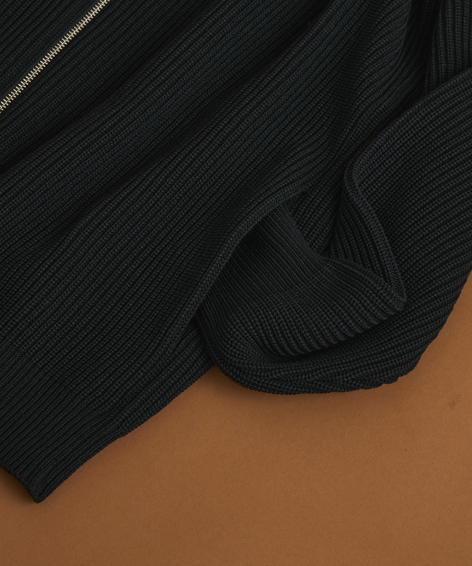 バウンドウールライトドライバーズニット