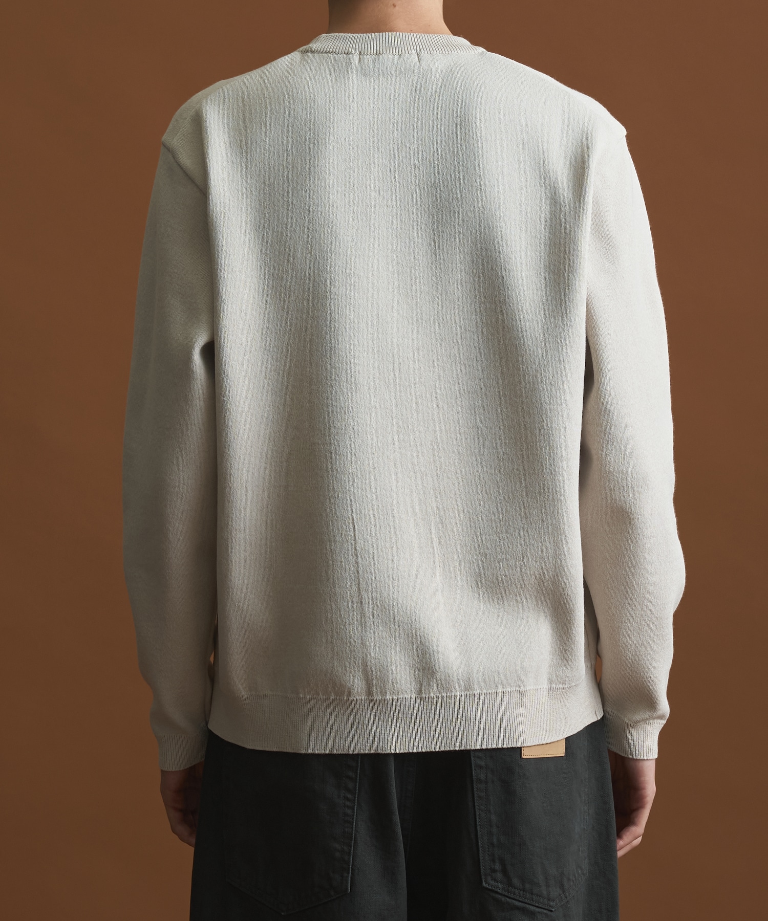 バウンドウールライトクルーネックニット