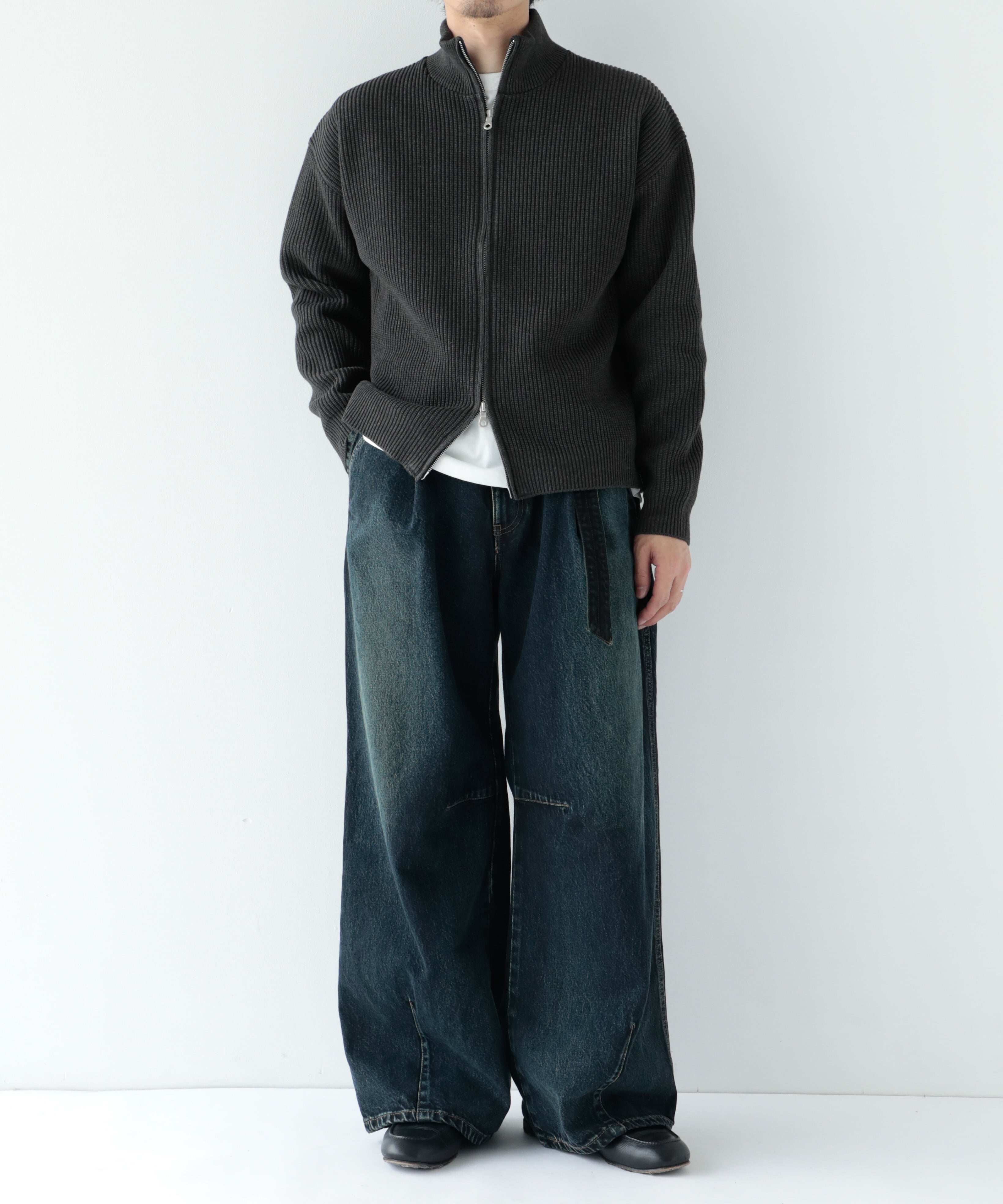 SHIOTA BeltedWidePants