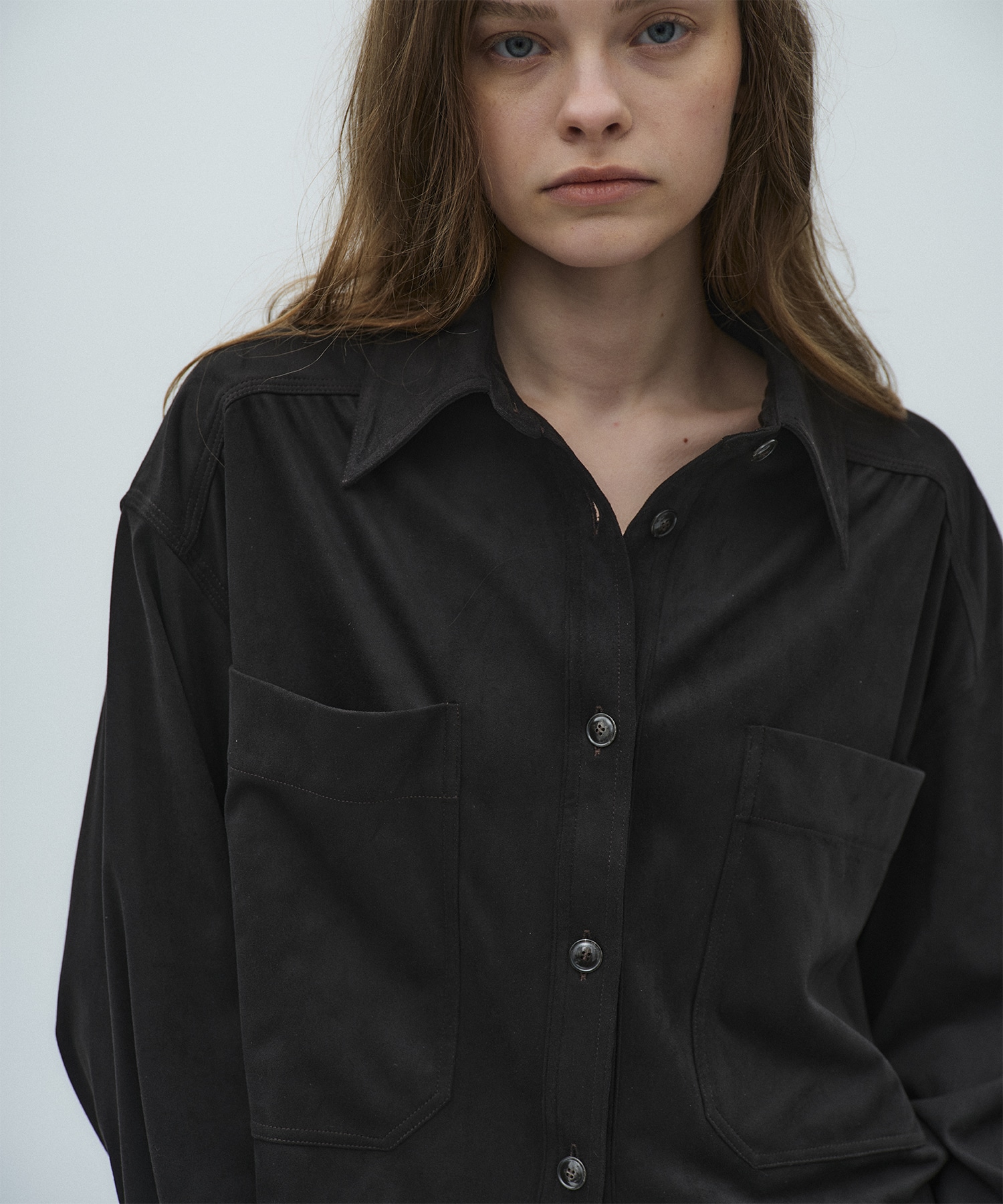 フルイドクロップドシャツ