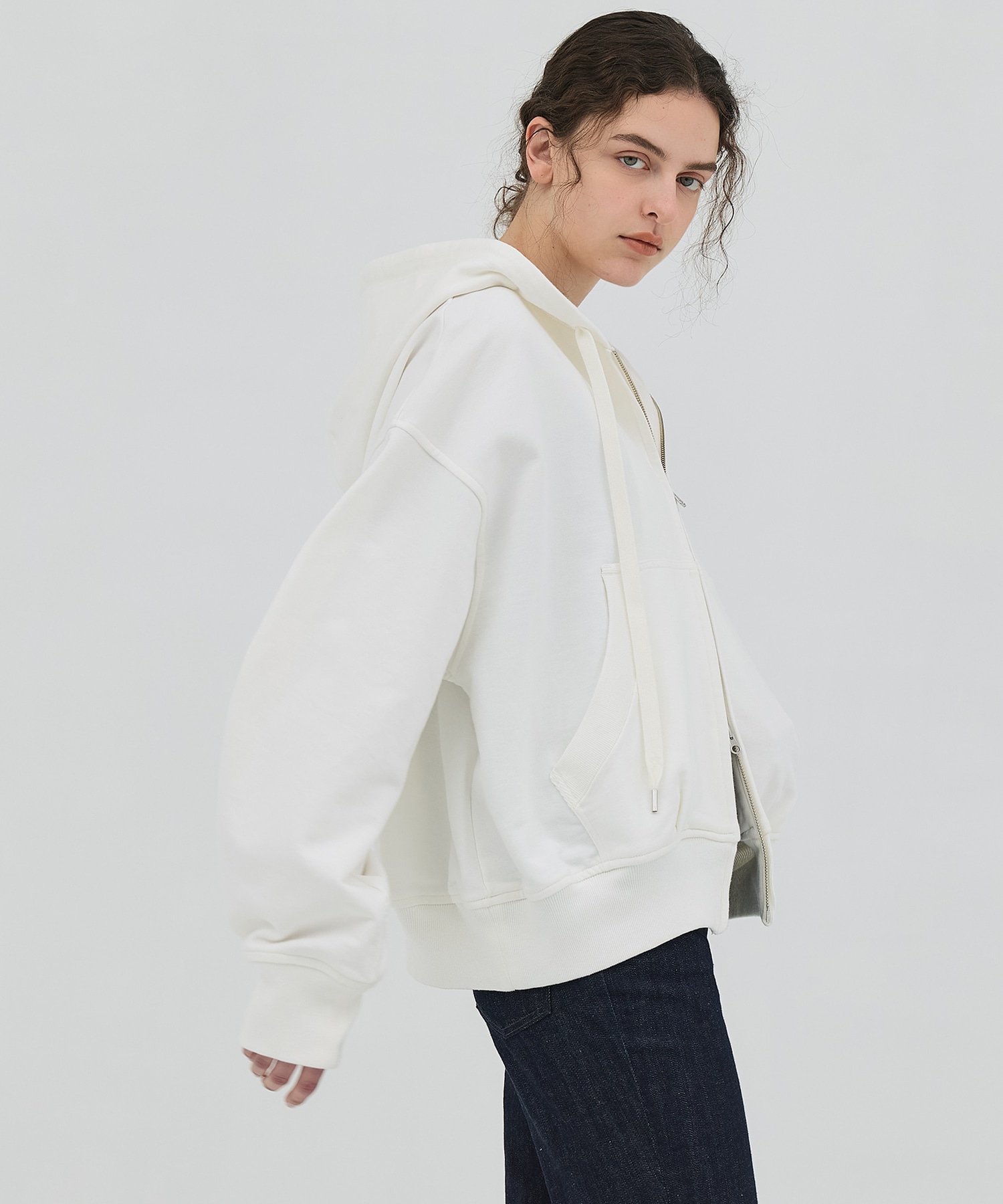 極 オーバーサイズバルーンフーディ