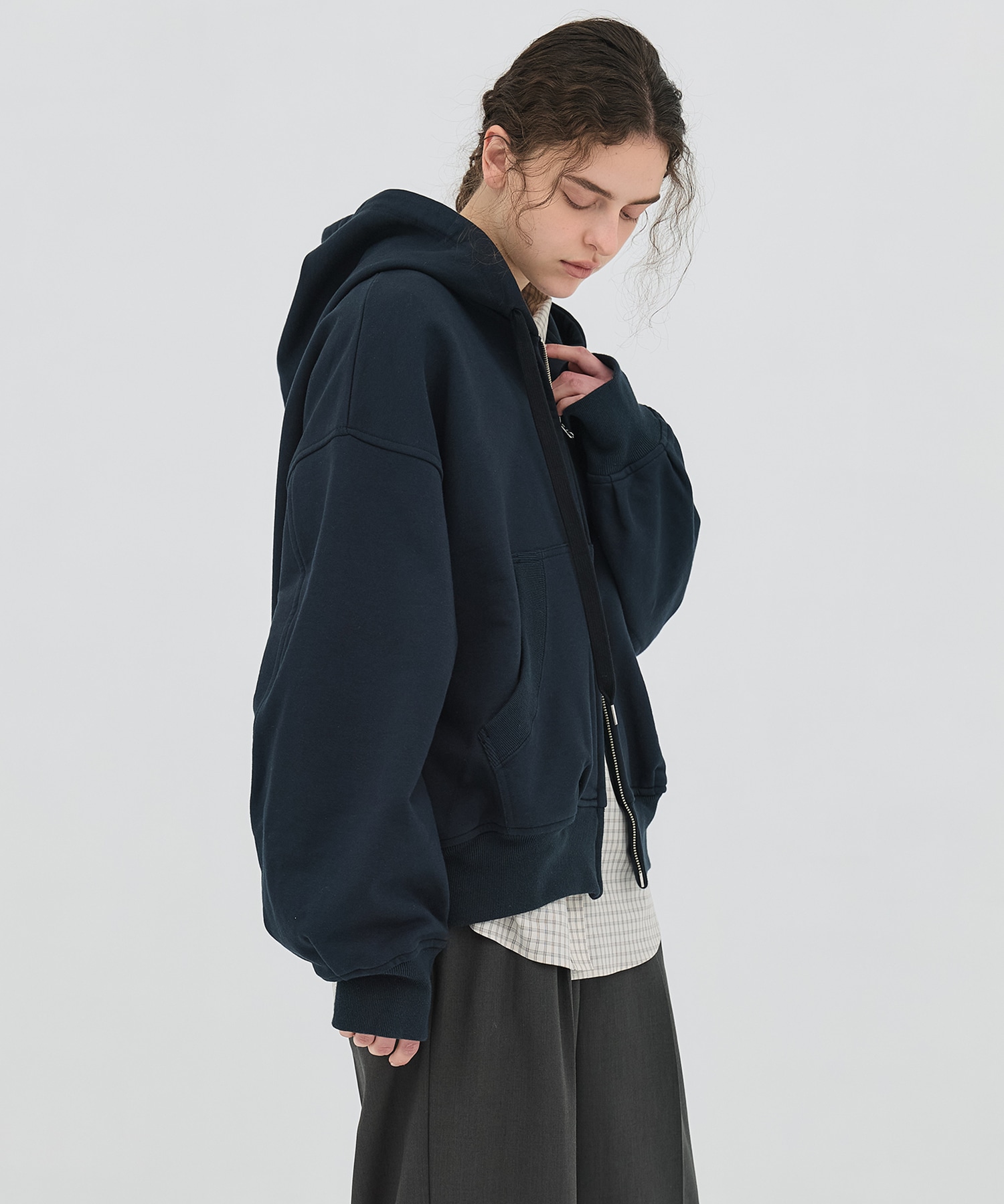 極 オーバーサイズバルーンフーディ