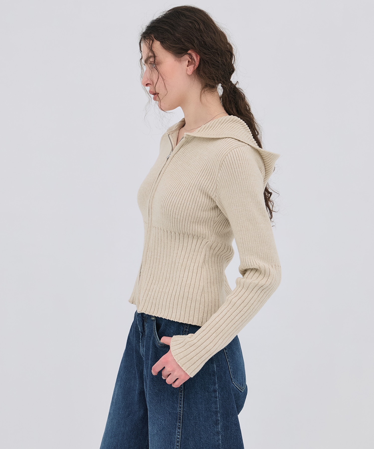 リブニットジップフーディ