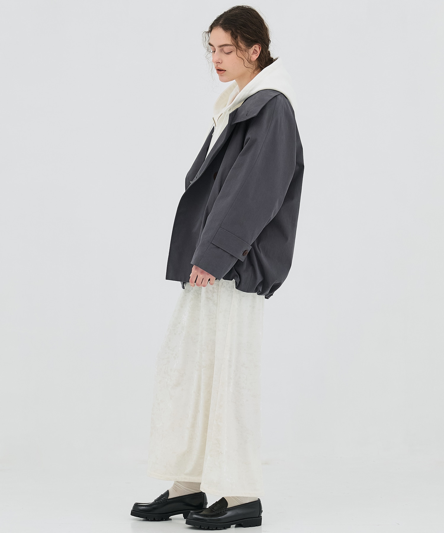 ファンネルネックショートトレンチコート