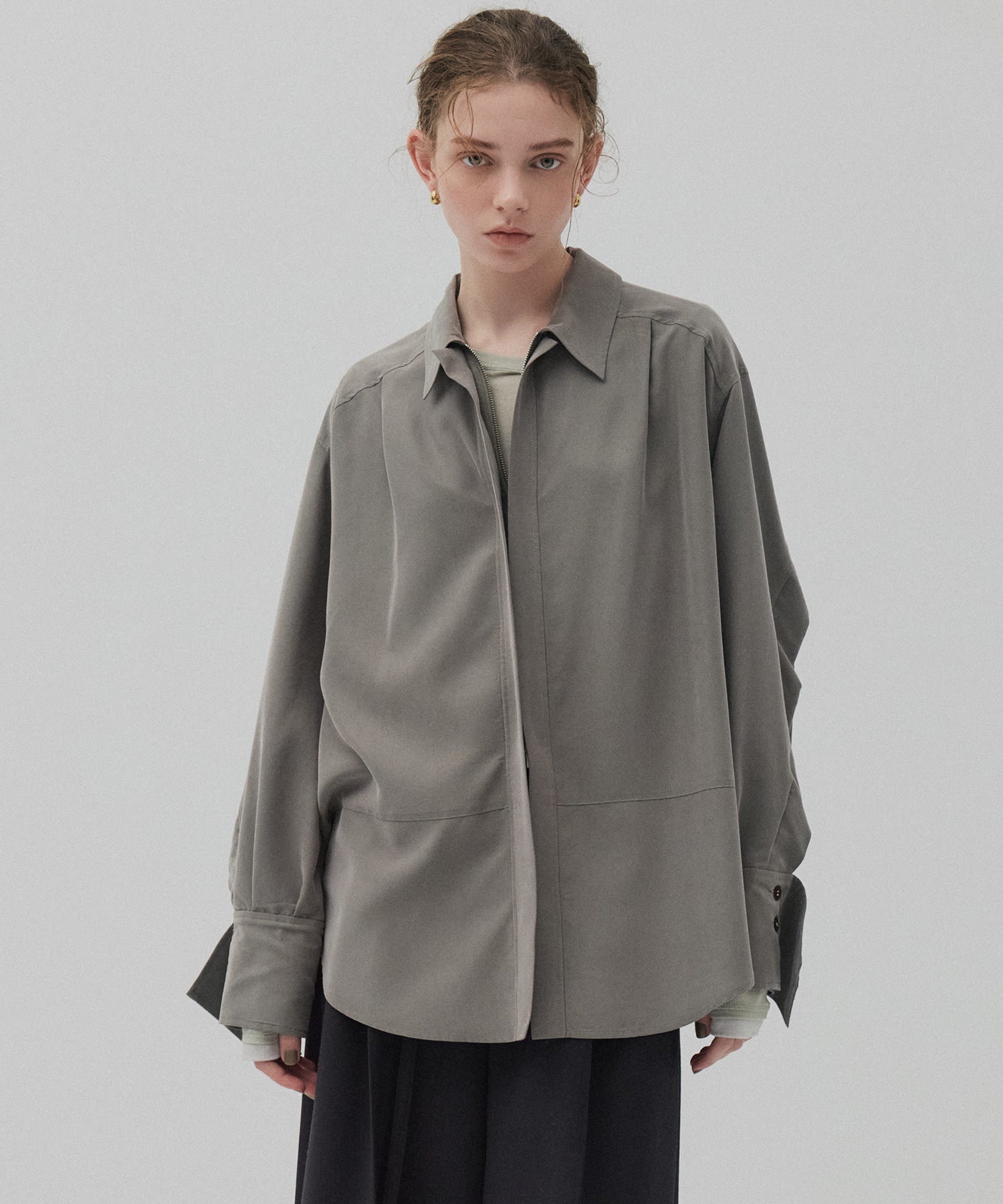 ジップアップオーバーシャツ