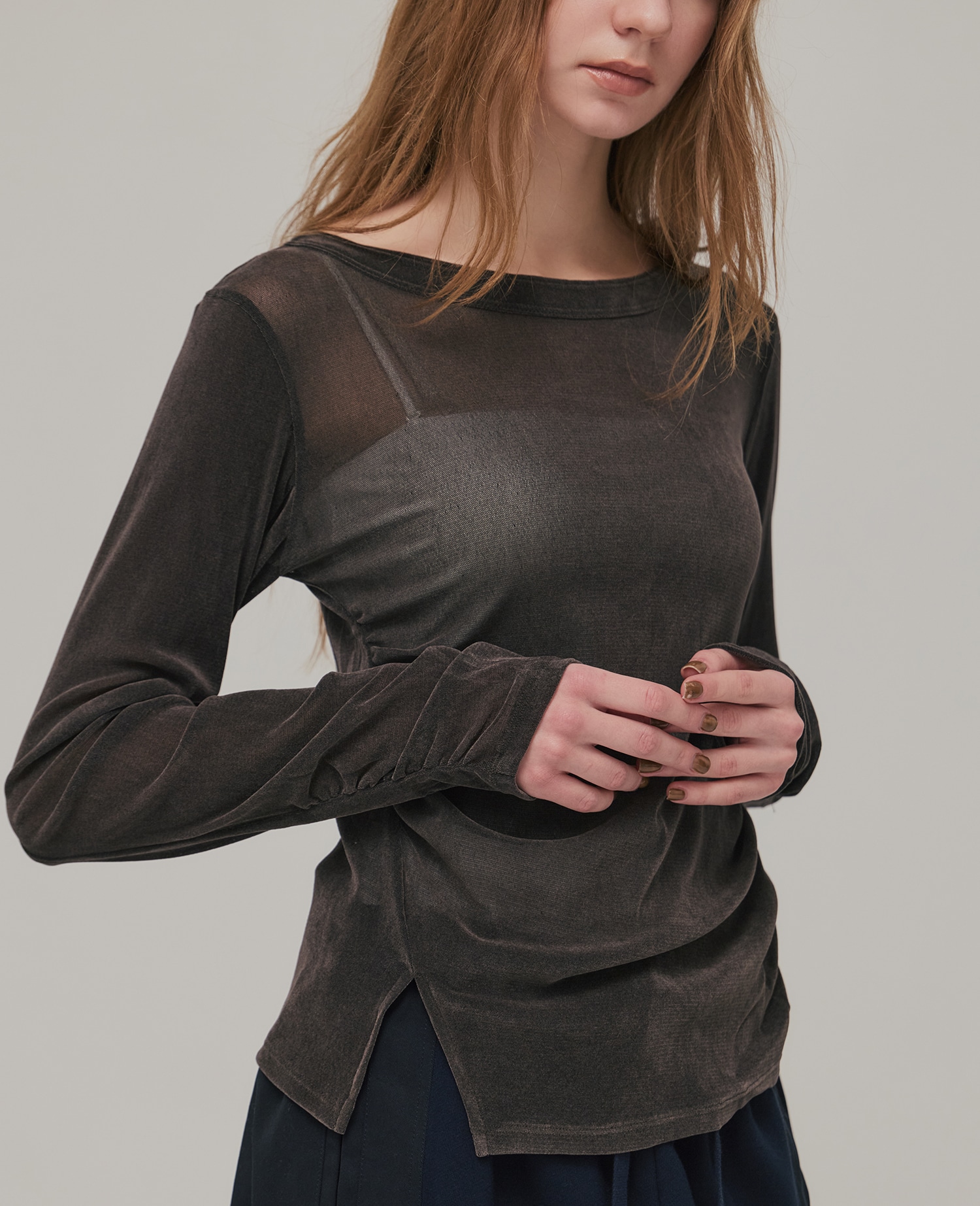 シャーリングベロアチュールスリットTOP