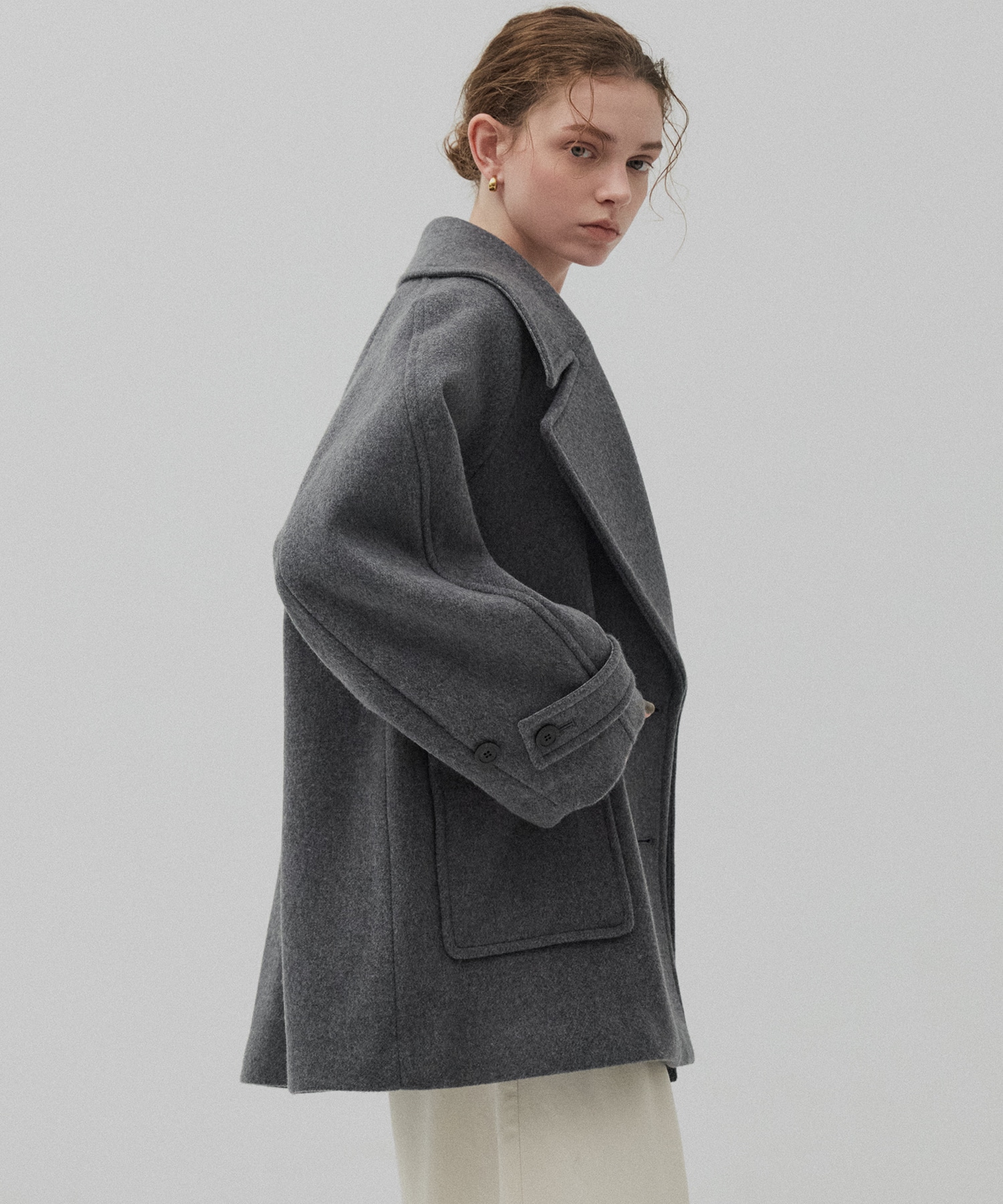 ワイドラペルコート