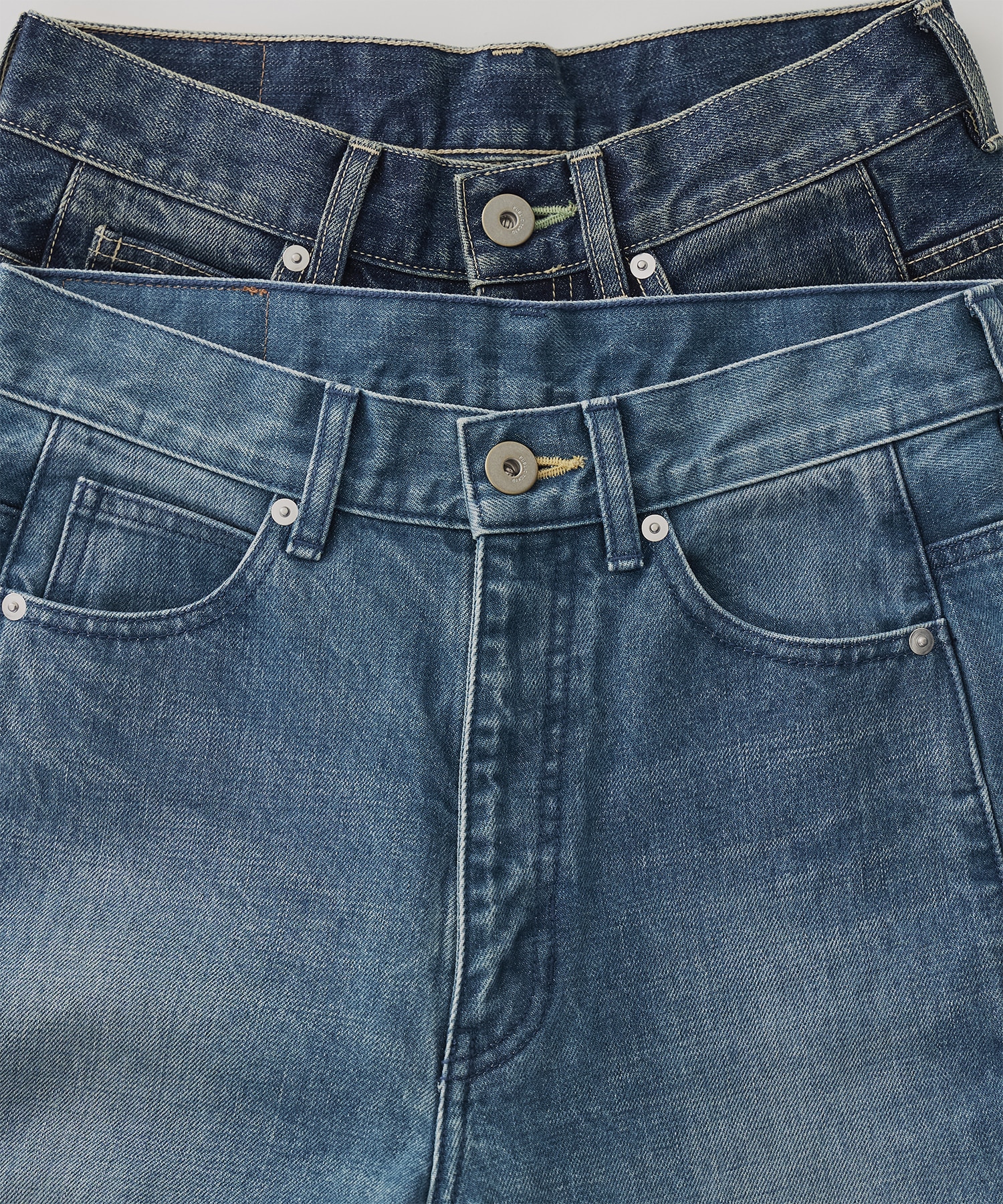 ラインストレートデニム