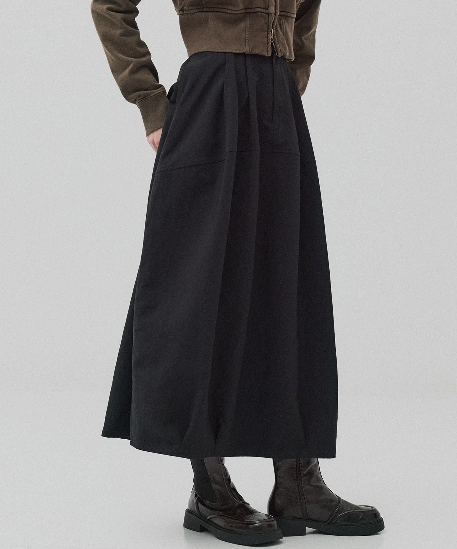 スカルプトカーブスカート