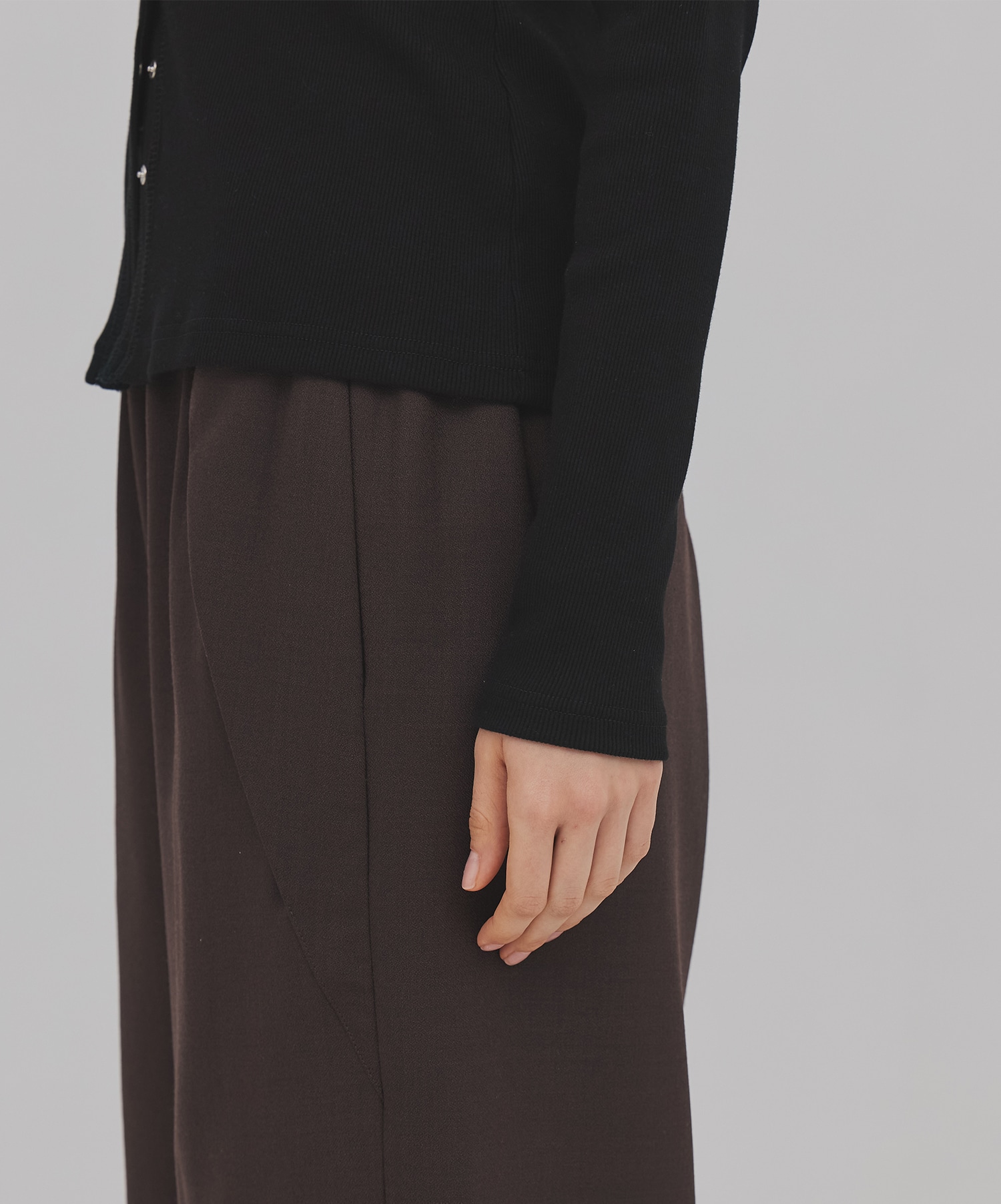 リングドットVネックトップス