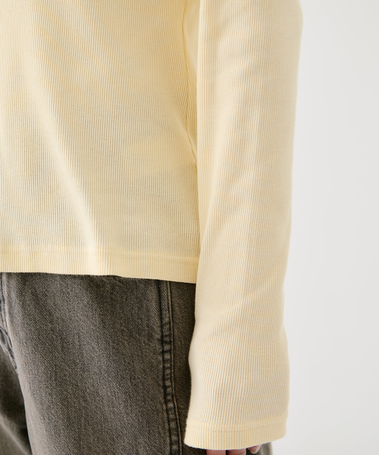 リングドットVネックトップス