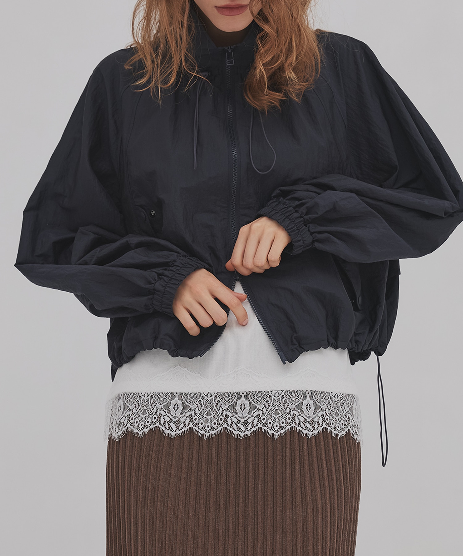 エアロンスタンドシェルジャケット