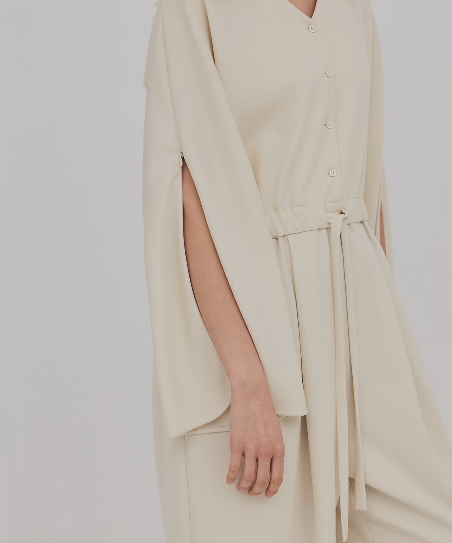 スリットスリーブオールインワン