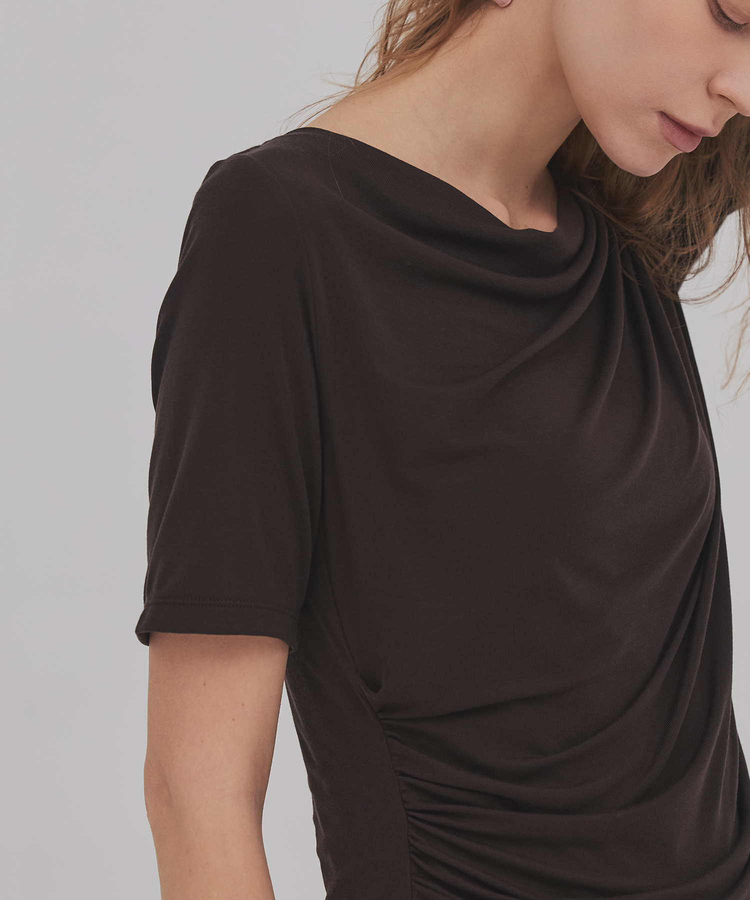 ドレープハープスリーブトップ